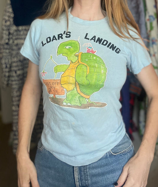 vtg 70s TURTLE SHIRT // cute loars landing tortoise delta dawn team member graphic tee baby blue soft thin cartoon print comfy casual fitted