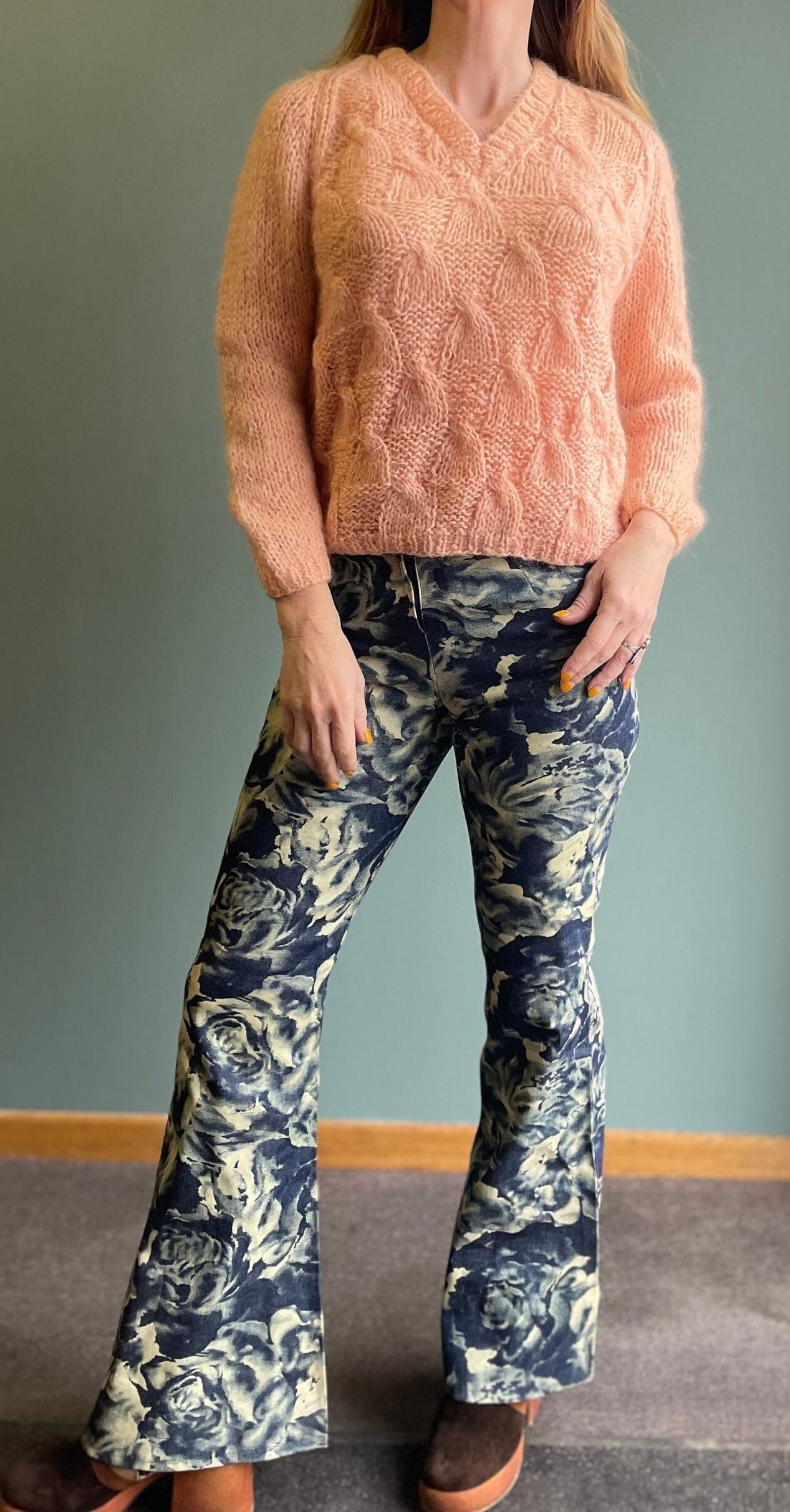 vtg 60s PINK MOHAIR SWEATER // V neck fuzzy pastel cable knit  pastel peach cozy warm wool autumn vibes barbie core coquette cute thick top