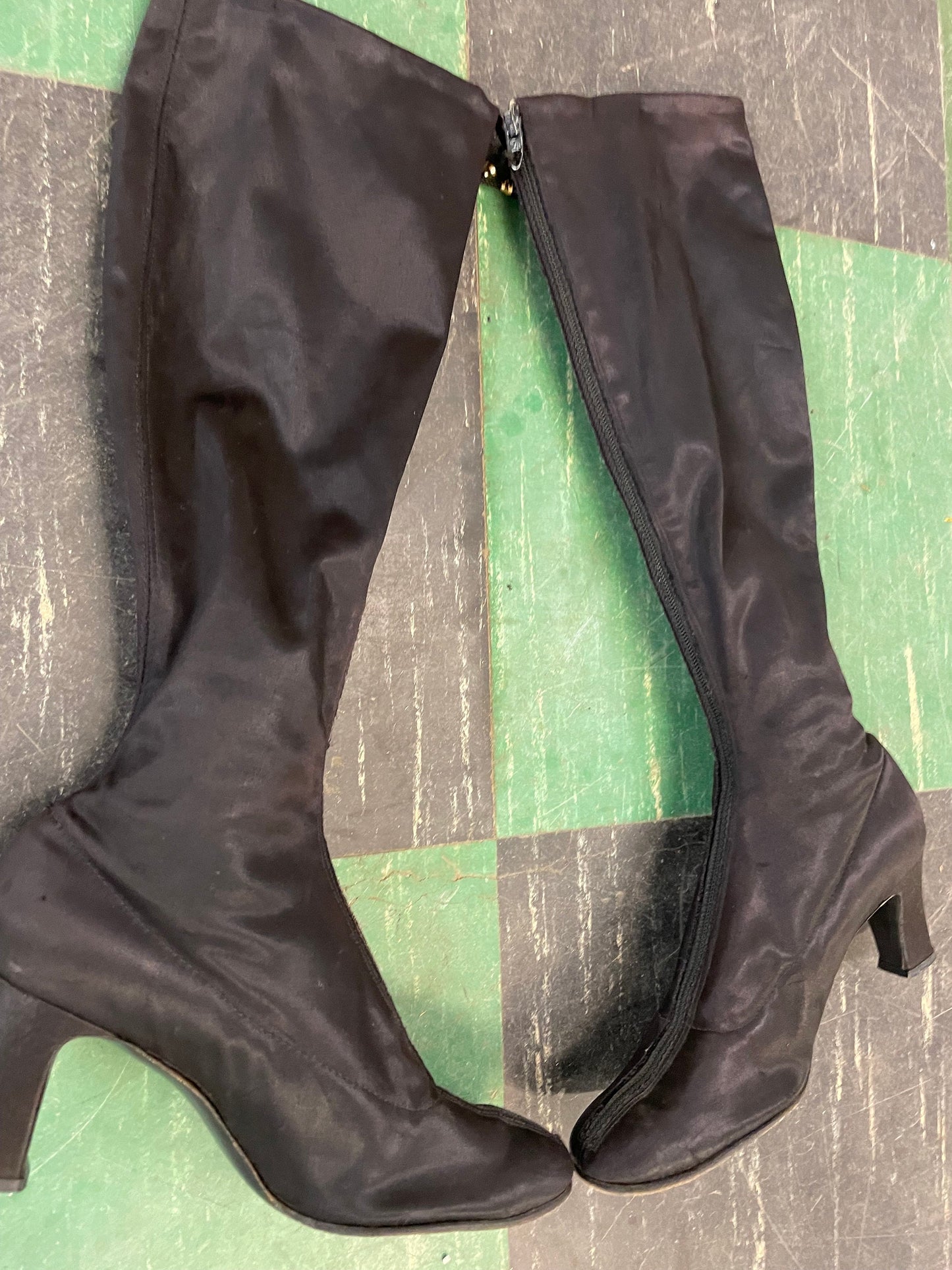 vtg 60s SHINY GO GO Boots // vintage size 7 tall zip up retro boots knee high 60s nancy sinatra mini dress reflective space age mod shoes