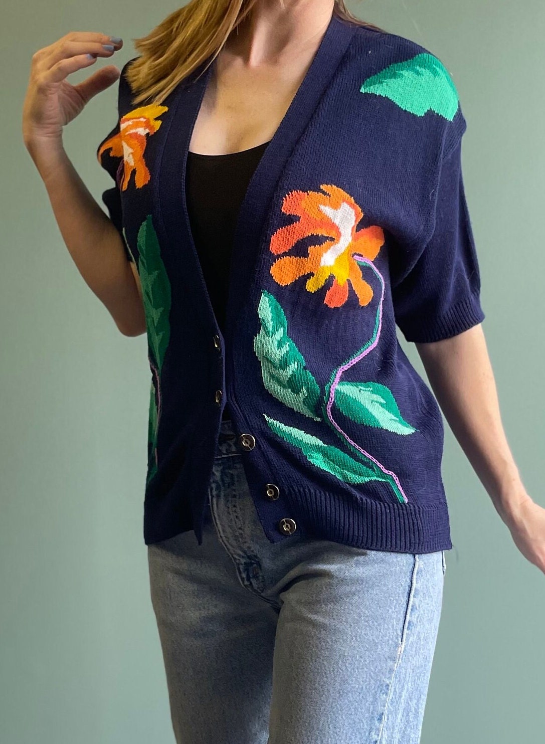 vtg 80s ORANGE FLOWER CARDIGAN // navy blue button up hand knit short sleeve blue sweater iris vine garden print casual cozy school teacher