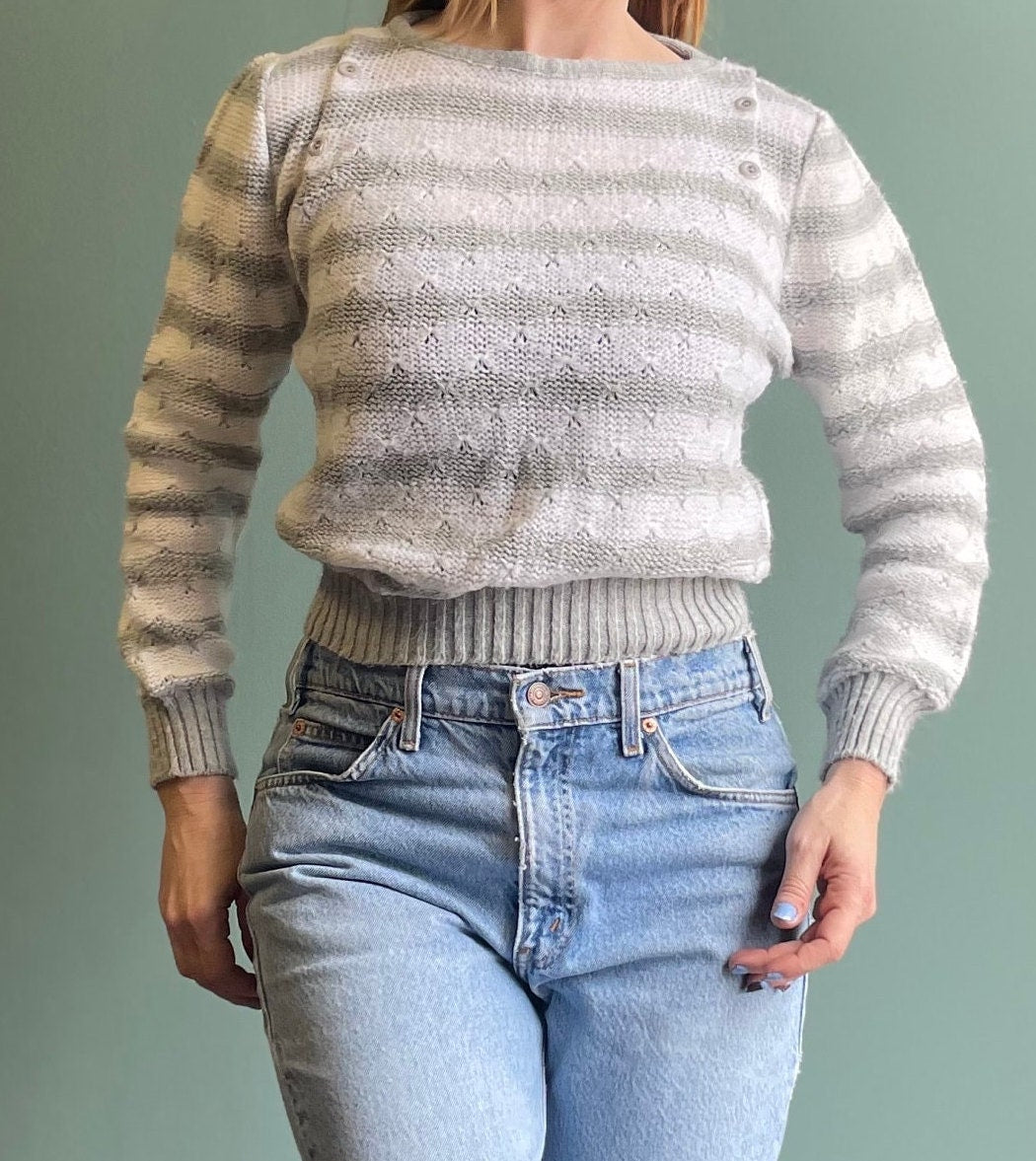 vtg 80s PUFFED SLEEVE SWEATER // vintage textured cropped fit top pastel grey & white striped jumper green lantern 90s cute neutral two tone