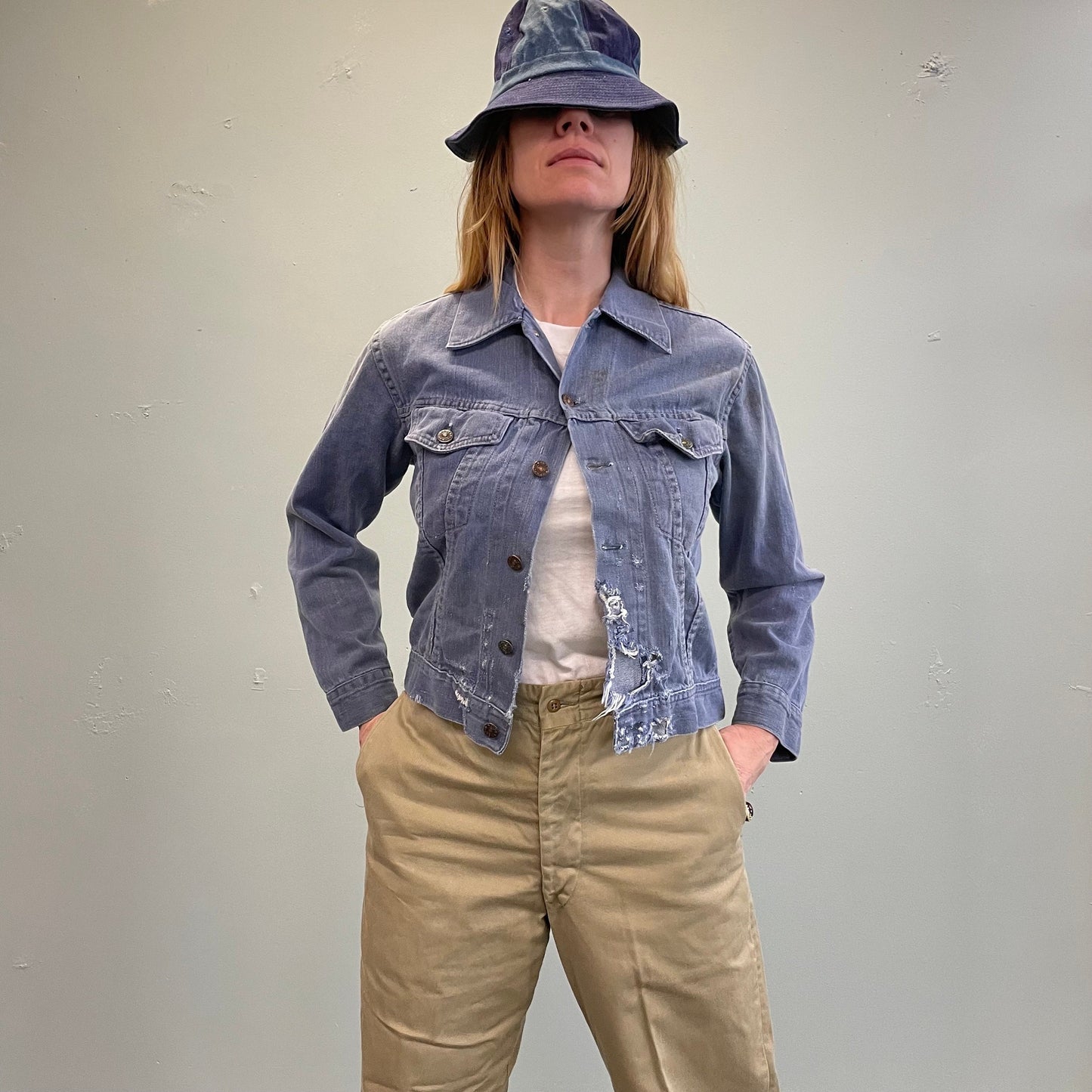 vtg 70s DISTRESSED DENIM jacket thrashed holes shredded top america beautiful iron on transfer buttery soft punk west n wear hippie boho