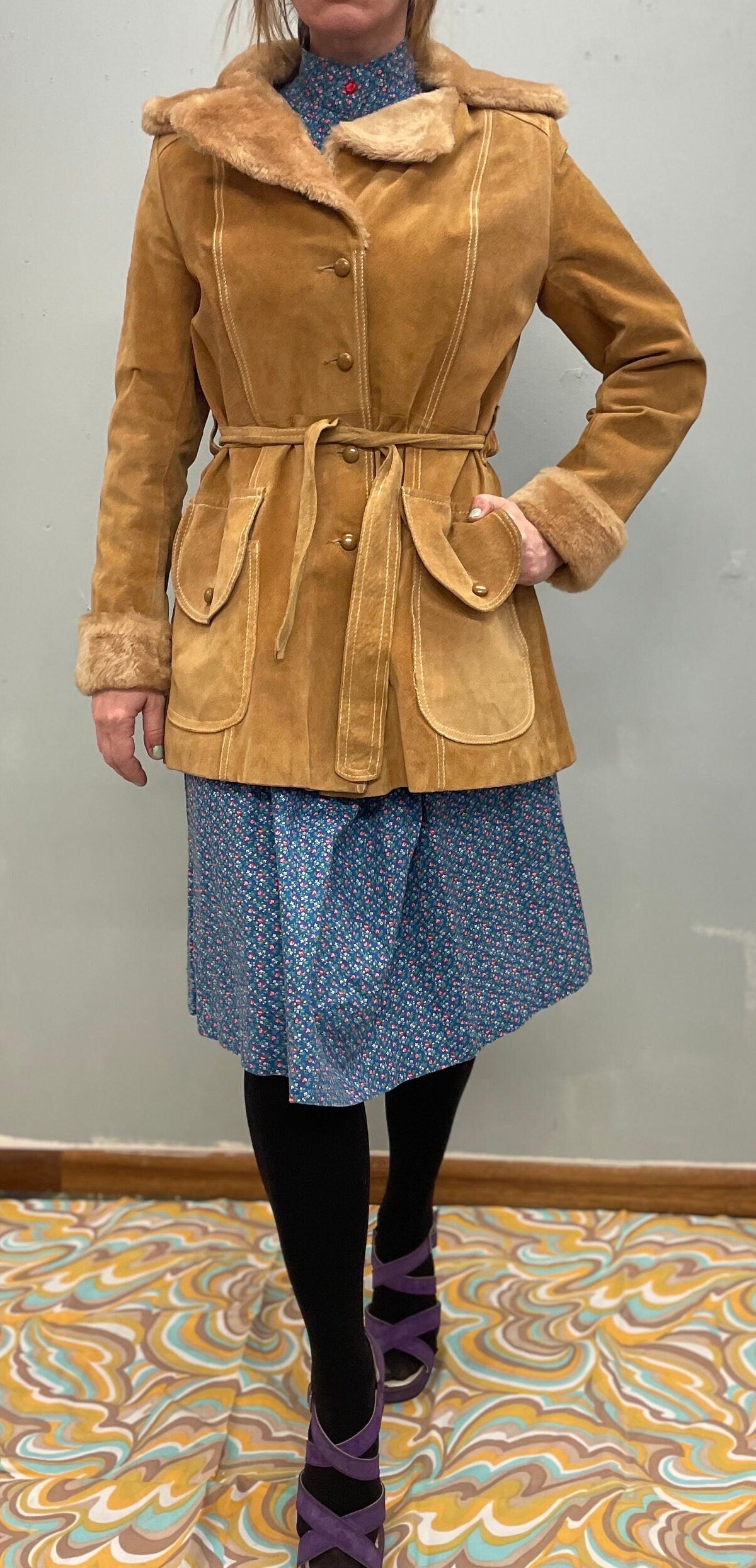 vtg 70s FAUX FUR TRIMMED Jacket // vintage medium womens belted butterfly collar button up suede leather fur cuff quilted gold plush coat