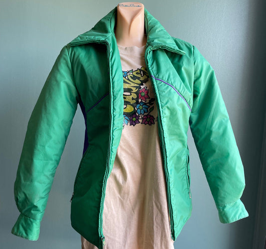 vtg 70s GREEN & PURPLE PUFFER Vest // vintage ski jacket snowboarding hipster winter slopes kelso that 70s show jackie burkhart cropped fall