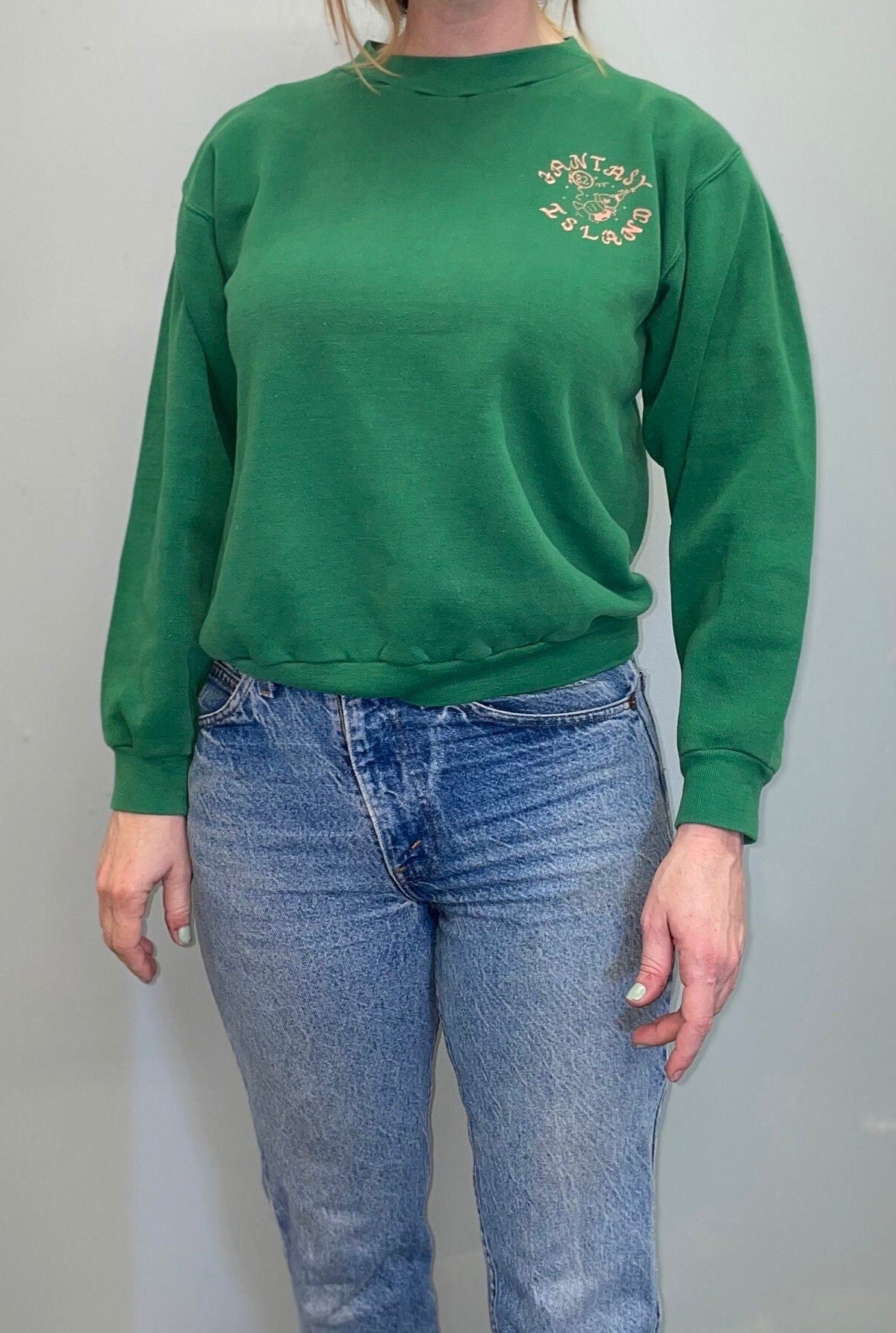 vtg 80s FANTASY ISLAND SWEATSHIRT // vintage 1982 green sorority party shirt delta zeta autumn crewneck pullover graphic tee russell small