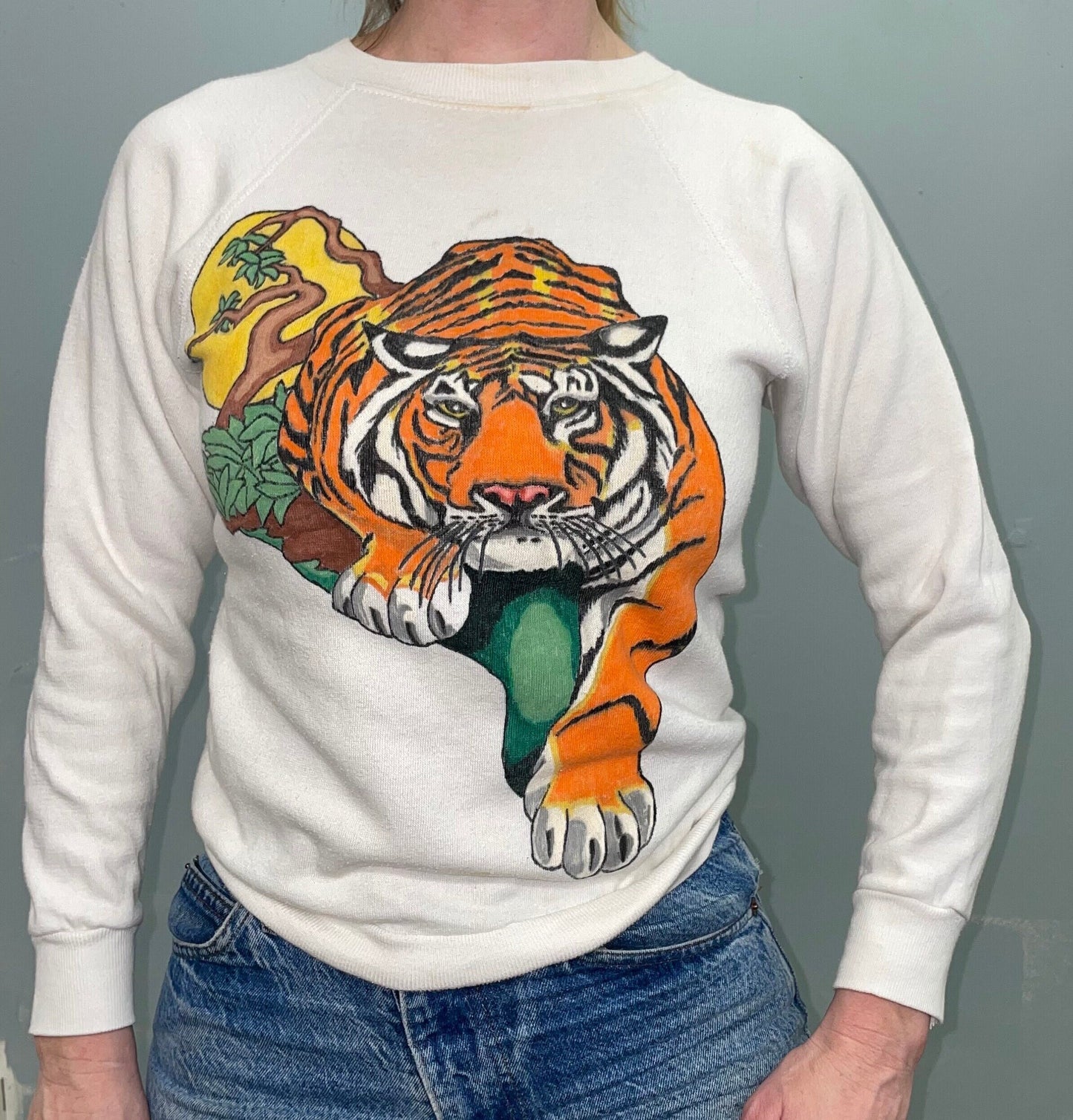 vtg 70s PSYCEHDELIC TIGER SWEATSHIRT / vintage hand painted small animal print graphic tee steinwurtzel wear with all retro hippie small fit