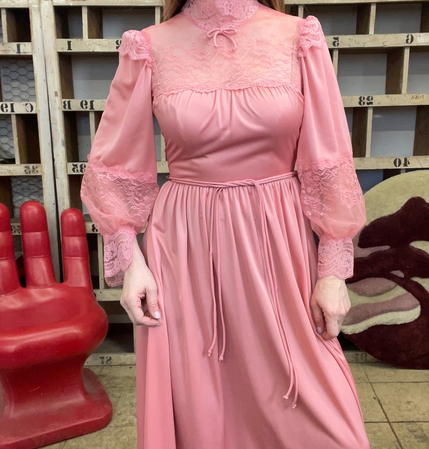 vtg 70s PASTEL PINK MAXI mauve lace collar dress // full flowy skirt belted full length gown wedding bridesmaid ethereal sheer dress gunne