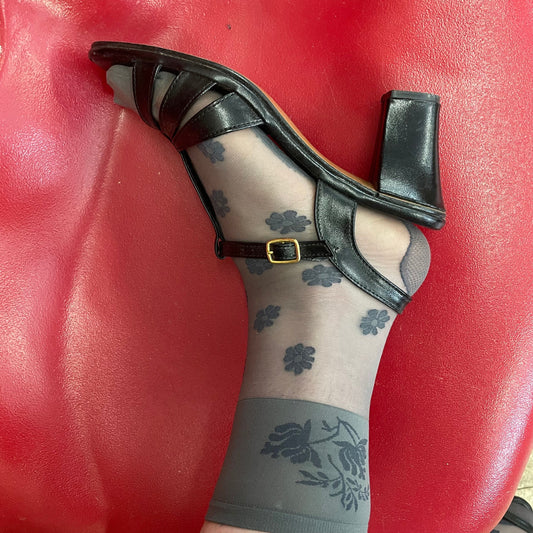 vtg 70s FAUX LEATHER HEELS // vintage size 8 womens t strap mary jane heels Montgomery Ward buckle strappy sandals disco pumps sleek dainty