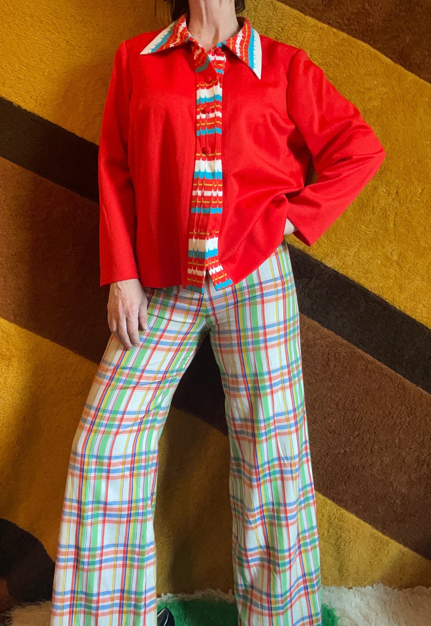 vtg 70s STRIPED RED POLY top // wavy chevron pointy collar blouse lightweight jacket mod hippie bright funky stripes mod psychedelic style