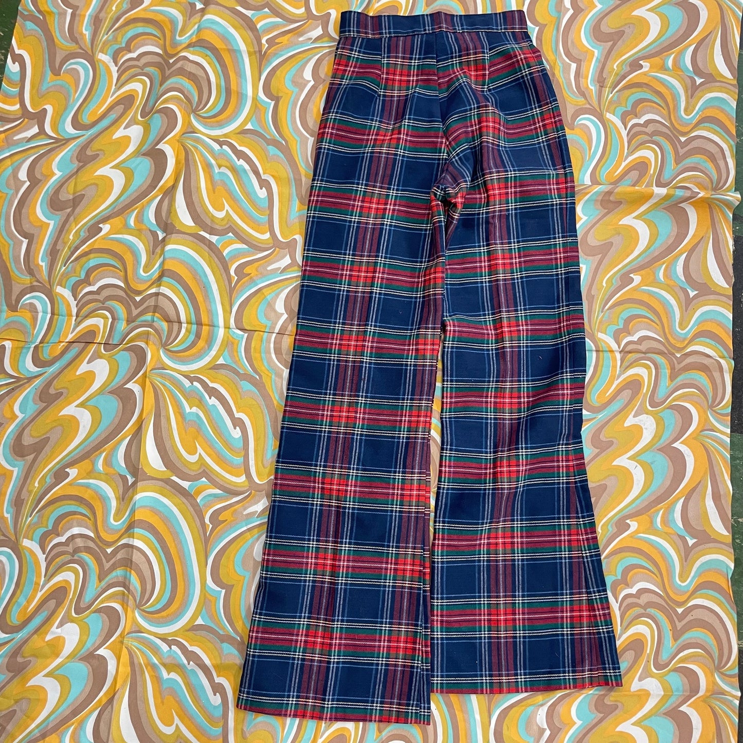 vtg 70s PLAID BELL BOTTOMS // vintage womens pants size 24 blue red plaid high rise hippie bare back mod psychedelic wide leg kick flares
