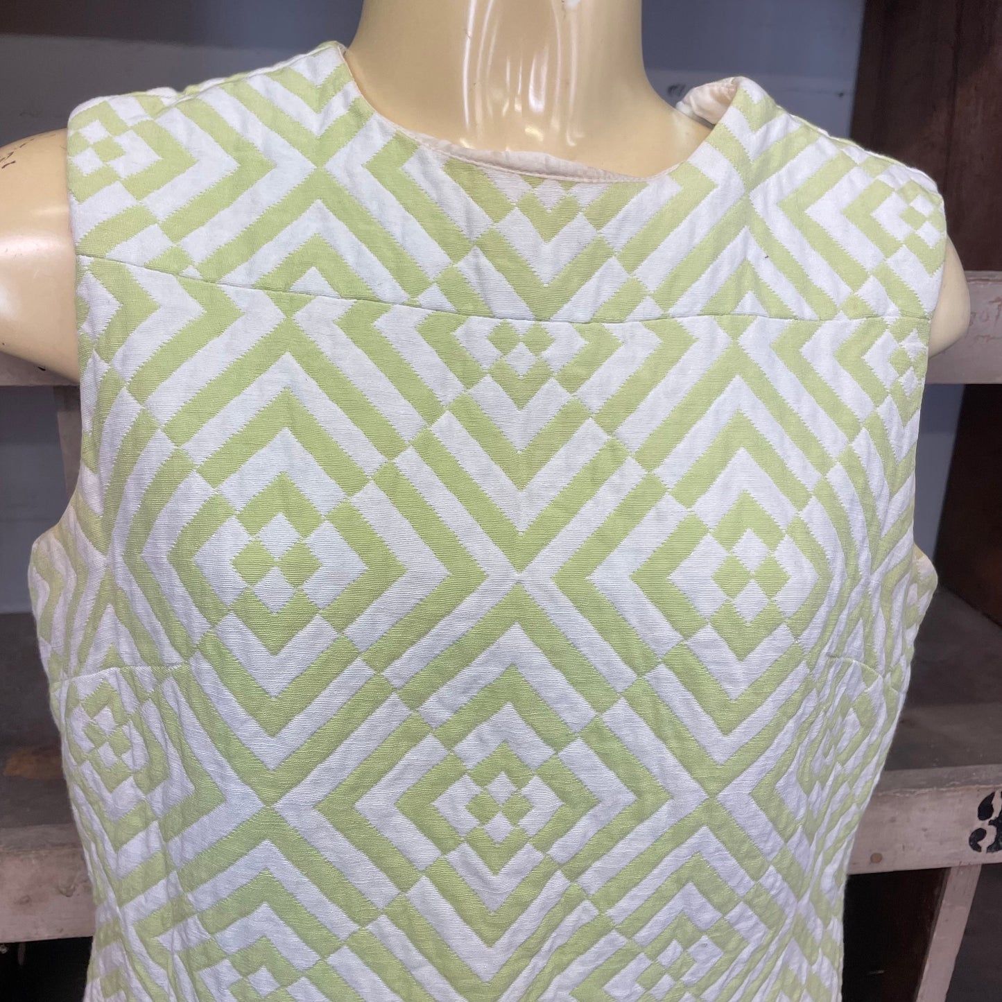 vtg 60s MOD MINI DRESS // vintage op art space age pastel green & white mod mini jacket scooter dress set retro trippy psychedelic pattern