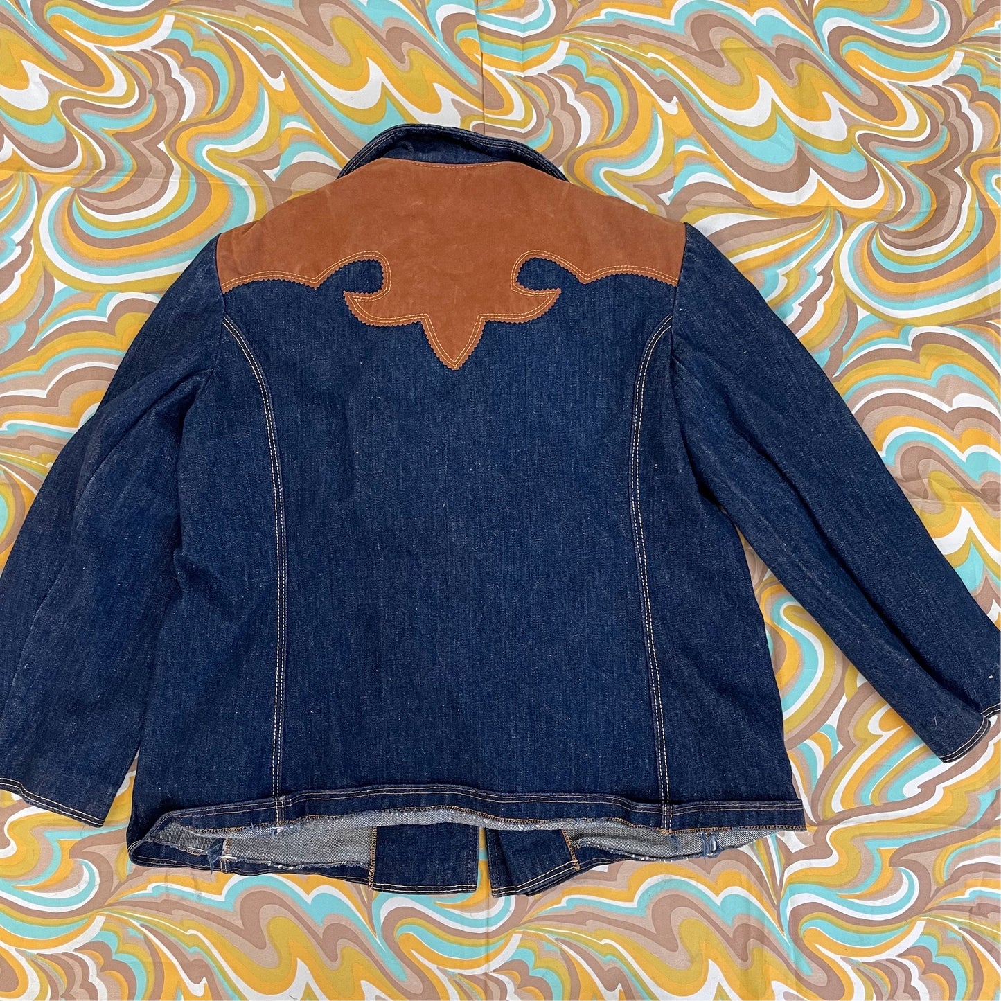 vtg 70s SUEDE WESTERN DEMIN jacket // western country style blazer brown shoulders pointy collar fitted cropped jean country pop rock star