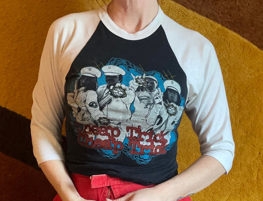 vtg 80s CHEAP TRICK BAND tee // black parking lot aop raglan baseball sleeve true vintage concert rock tour shirt black power pop emo guitar