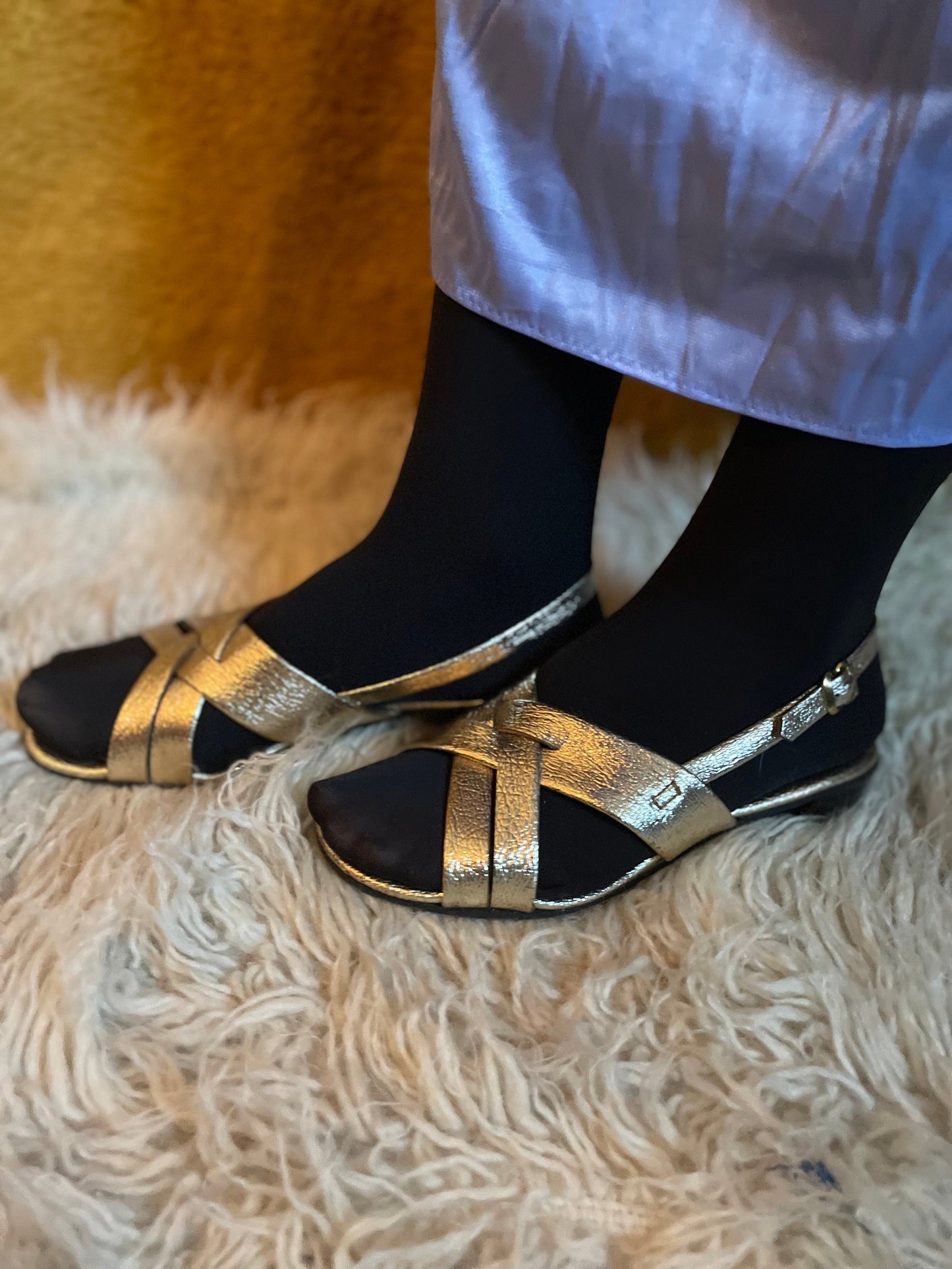 vtg 60s GOLD STRAPPY SANDALS // vintage slingback slippers sparkly gold open toe pin up mod sandals glam gold lame slip ons fancy date 70s