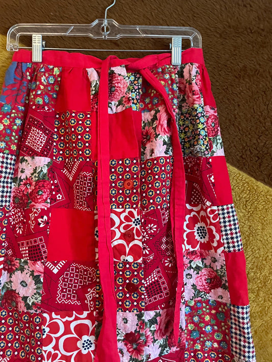 vtg 70s RED PATCHWORK SKIRT // vintage roses patterned floral square patches belted full length romantic hippie boho maxi cottage kitschy