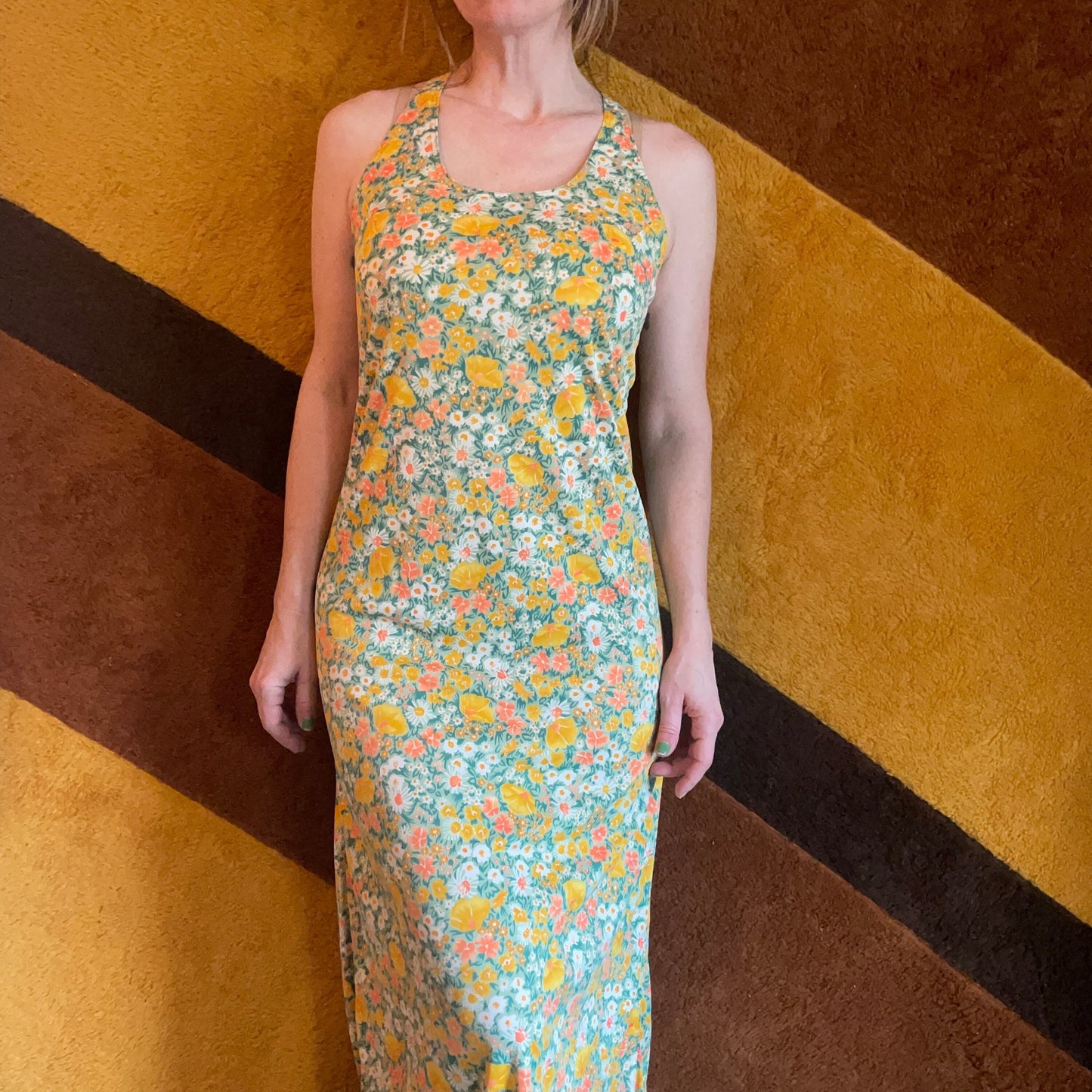 vtg 70s SLINKY FLORAL DRESS // vintage flowy garden breezy lightweight autumn casual layers retro fashion pinafore tank overall sleeveless