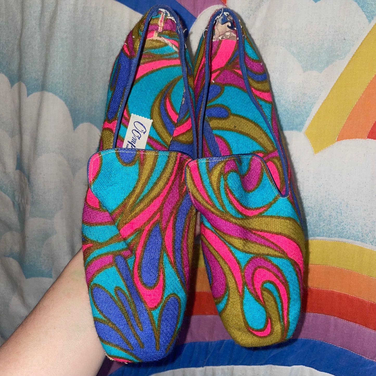vtg 60s PSYCHEDELIC MOD SHOES // vintaeg emilio pucci style bright neon slip ons o'omphies womens loafers retro space age funky slippers