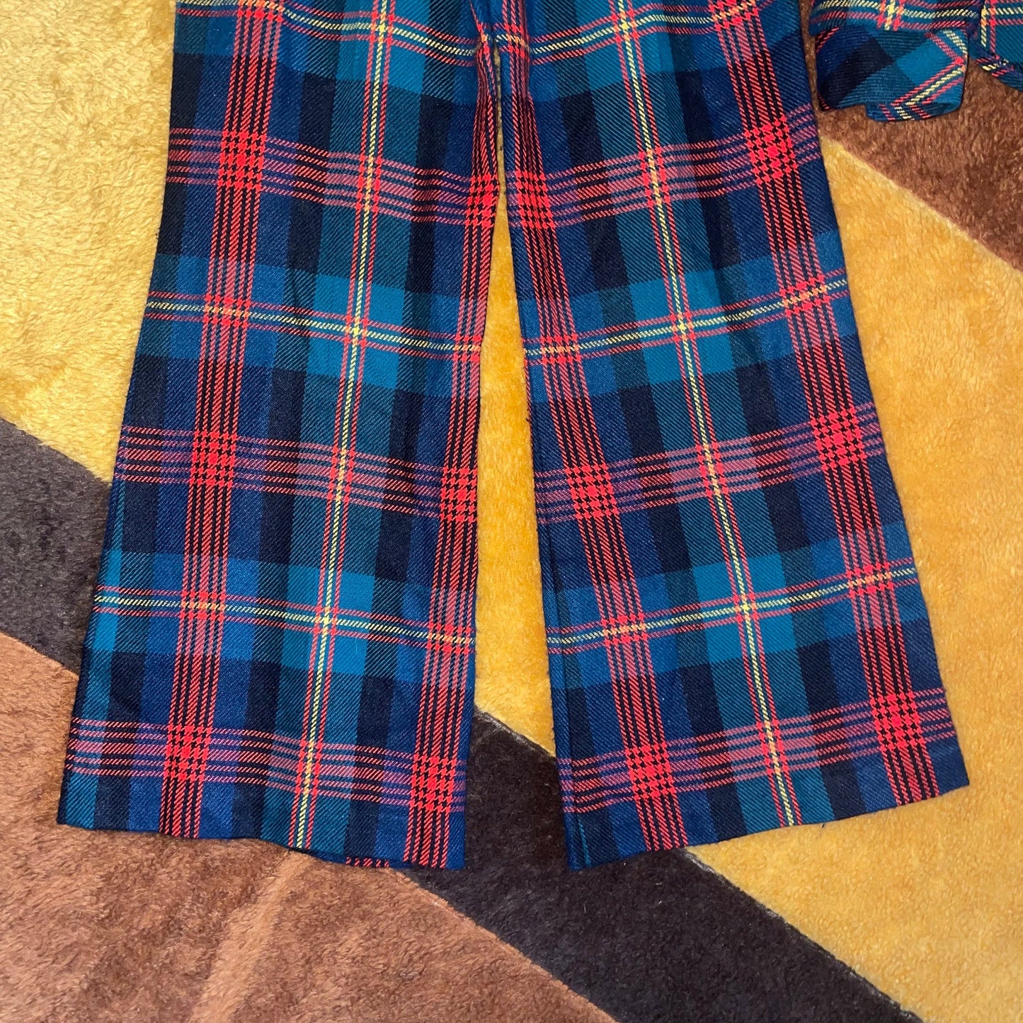 vtg 70s 2 PIECE PLAID PANTSUIT // vintage sears junior bazarr high waisted flare leg plaid pants & blazer set preppy mod casual business