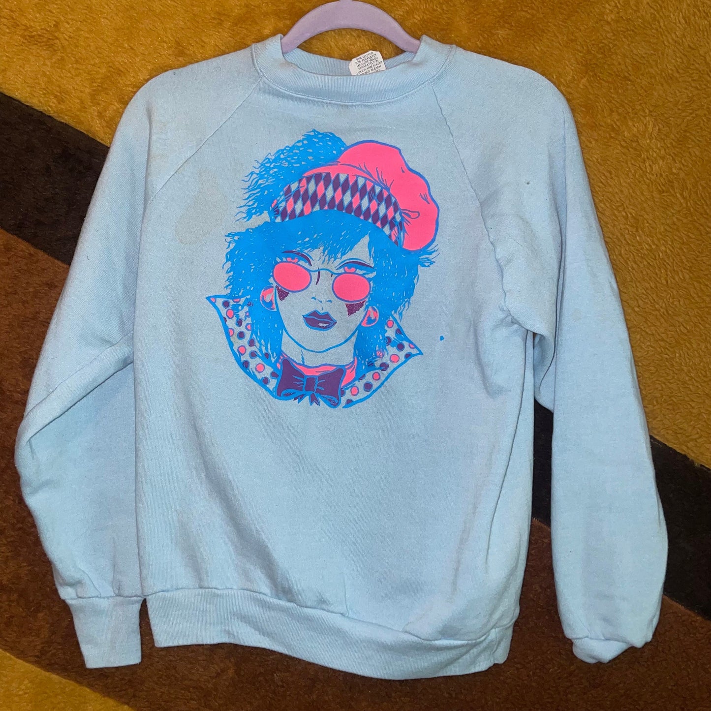 vtg 80s VAPOR WAVE EURO Style Shirt // vintage boy george alternative nouveau face pattern neon screen print graphic tee fitted femme punk