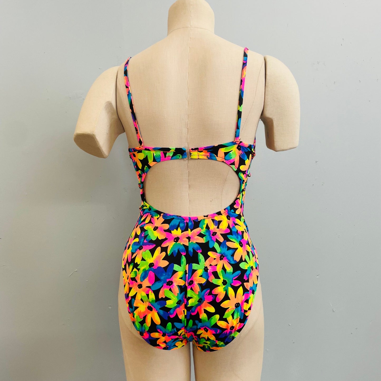 vtg 90s bright flower power deep v neck cut out neon one piece swimsuit high thigh full coverage tankini bright funky underwire sexy retro