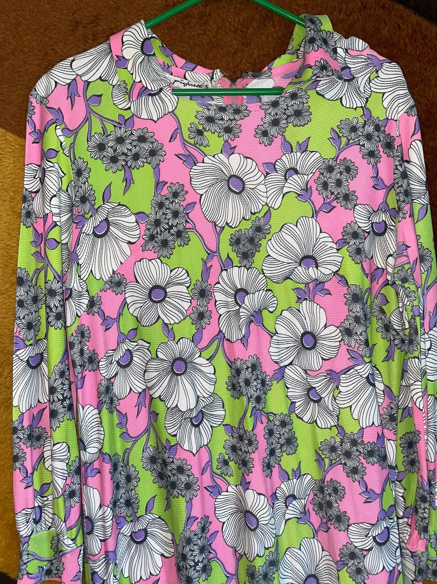 vtg 60s FLOWER POWER DRESS // slinky jersey fabric psychedelic neon dayglow shift dress scoop neck pointy collar retro hippie mod fairy