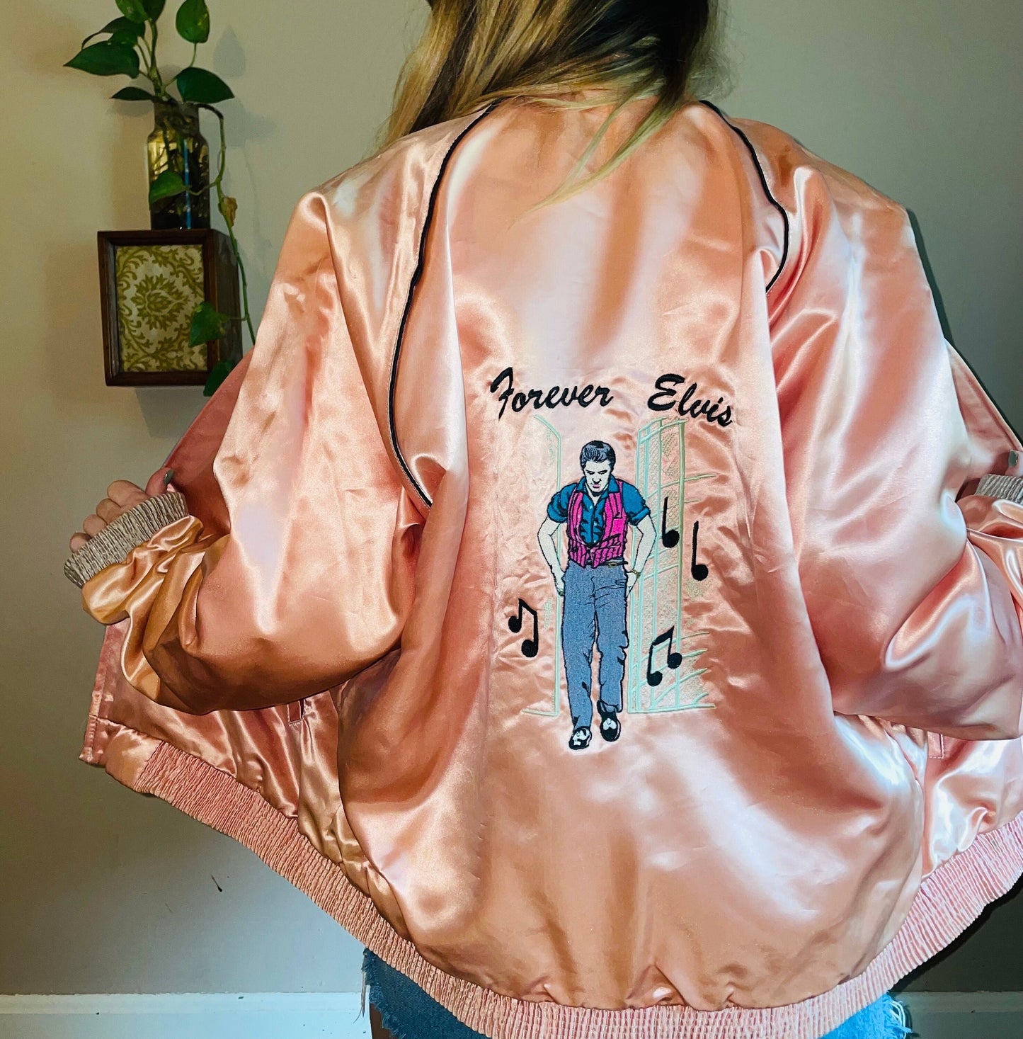 vtg 80s ELVIS PINK SATIN jacket // vintage embroidered graceland forever elvis in heaven zip up lightweight jacket pink ladies rockabilly