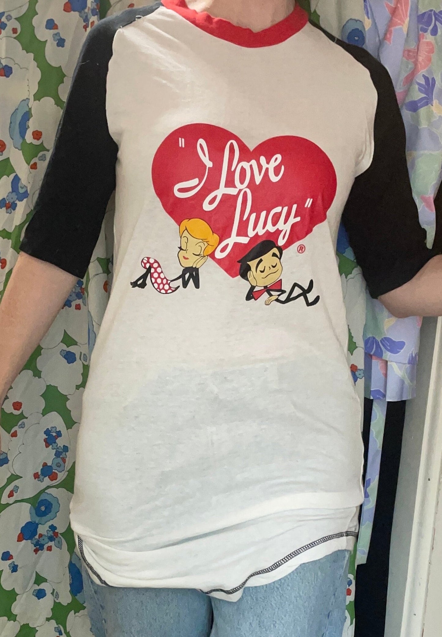 vtg 80s I LOVE LUCY Shirt // vintage 1950s Lucille Ball tv show Lucy Desi Arnaz retro red lip graphic tee long sleeper oversized pop art tee