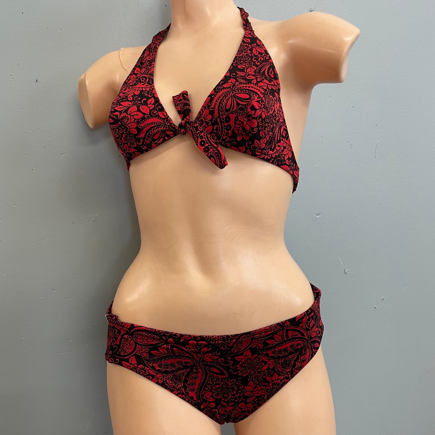 vtg 70s red & black 2 piece Catalina bikini set sexy halter low rise swimsuit psychedelic floral bathing suit beach pool party summer top