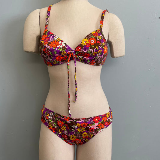 vtg 60s mod flower power swim suit classic cut hippie psychedelic low rise hip hugger bathing suit bikini