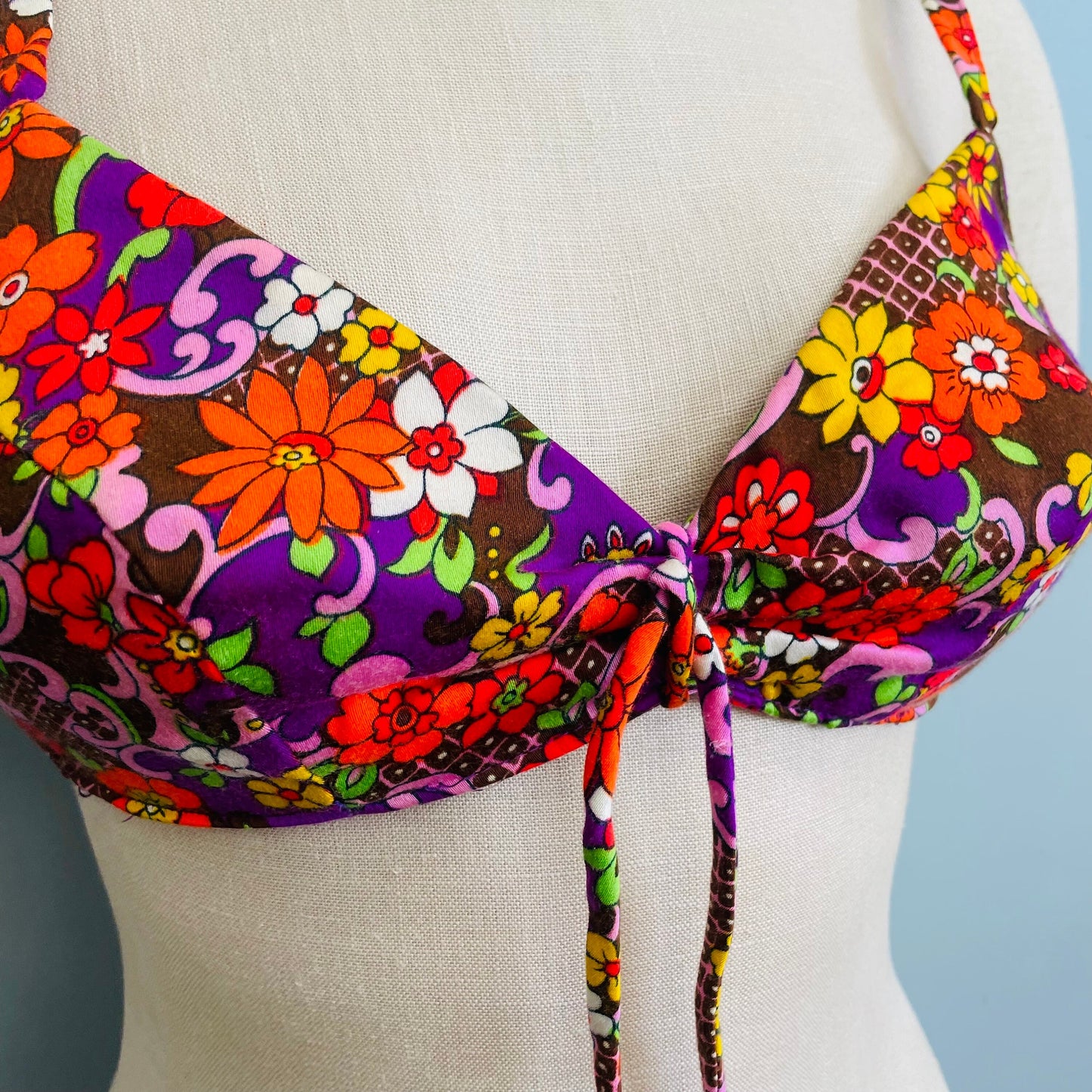 vtg 60s mod flower power swim suit classic cut hippie psychedelic low rise hip hugger bathing suit bikini