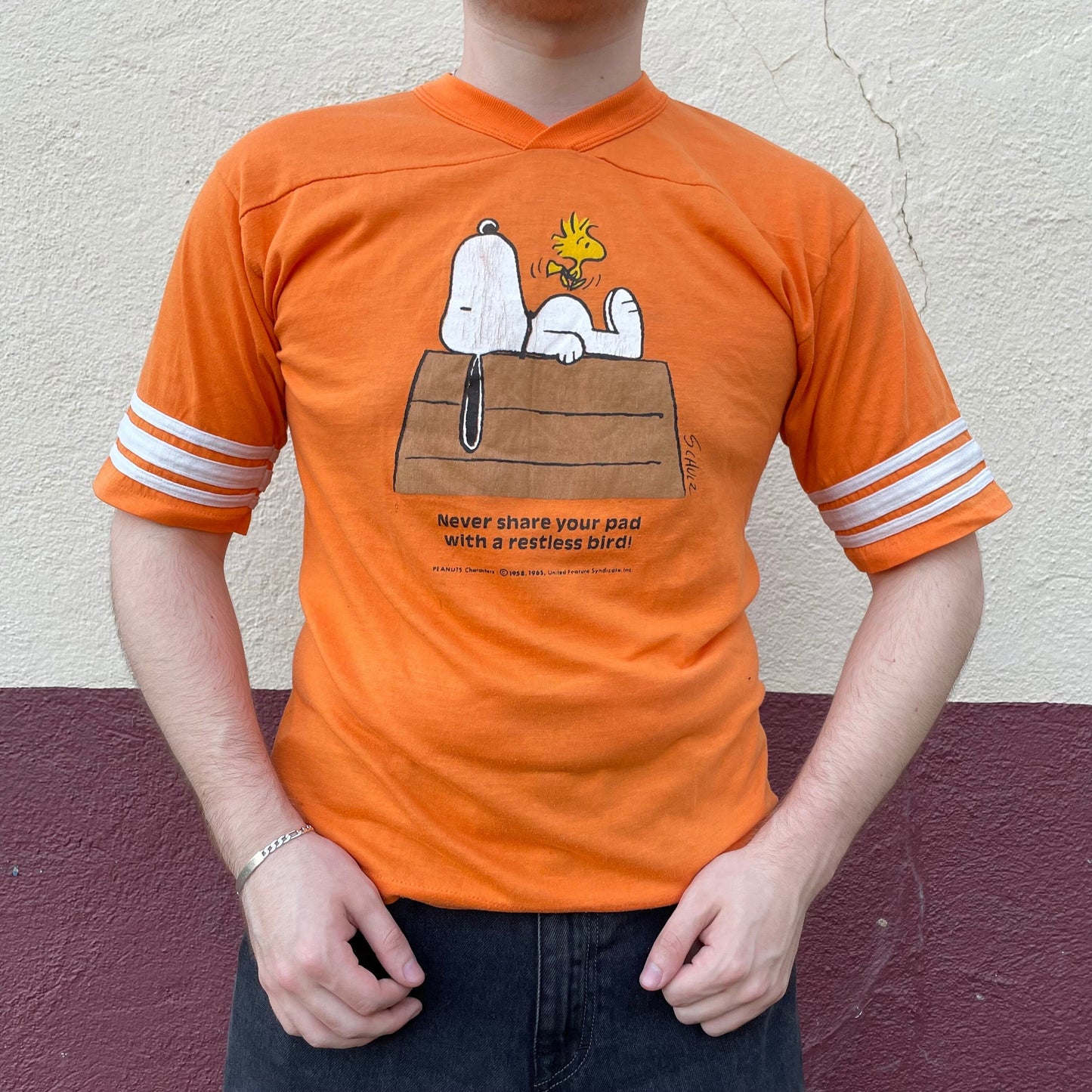 vtg 70s SNOOPY RINGER TEE // vintage orange peanuts large striped raglan retro woodstock "never share your pad with a restless bird " tee