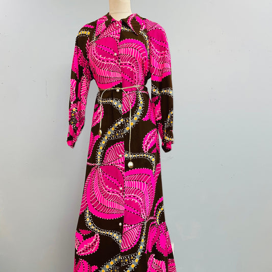 Vtg 60sPSYCHEDELIC MAXI DRESS // vintage hawaiian barkcloth maxi with pockets pointy collar mod retro hippie bohemian flowy autumn fashion