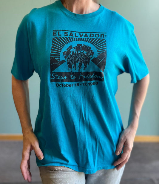 vtg 90s El SALVADOR SHIRT  // vintage hanes xl mens unisex bright teal graphic tee central america souvenir vacation destination soft retro