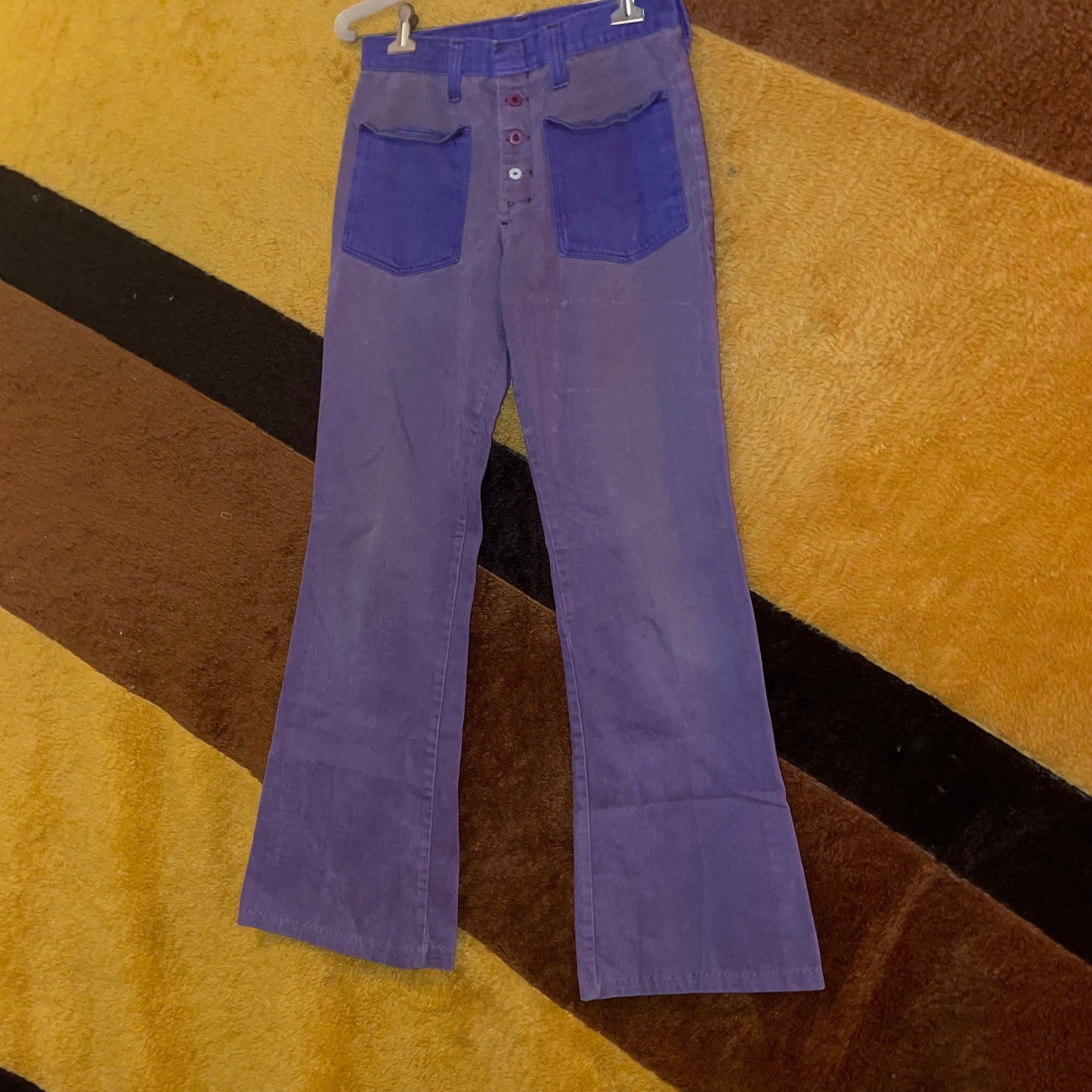 vtg 70s TWO TONE PURPLE Pants // vintage peter max wrangler style front pocket flare pants retro hippie mod bell bottoms lavender mod pants