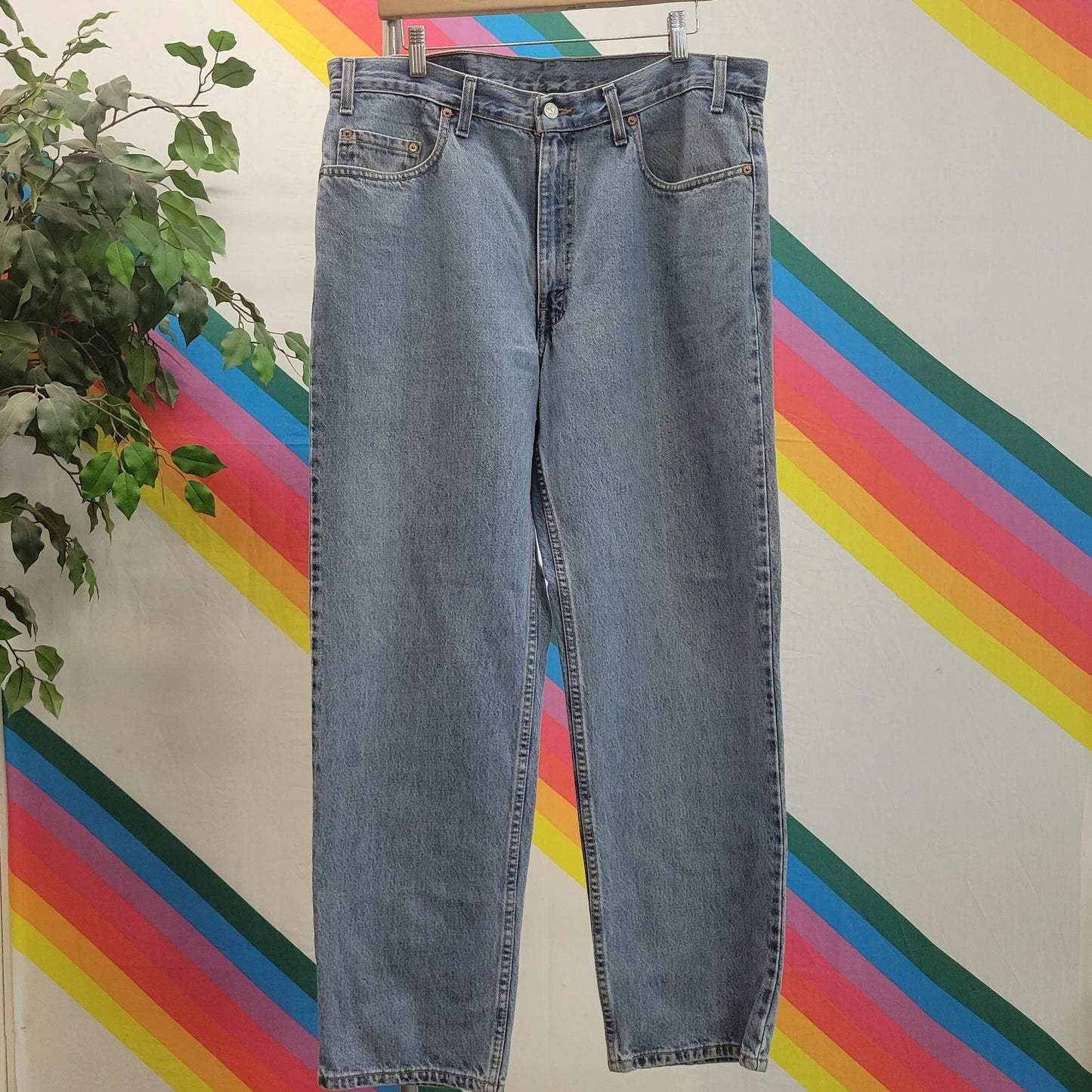 vtg 90s LEVIS BAGGY 550 JEANS 36 x 30  // vintage light wash relaxed fit levi strauss denim red tag usa mid high rise jeans unisex paper tag