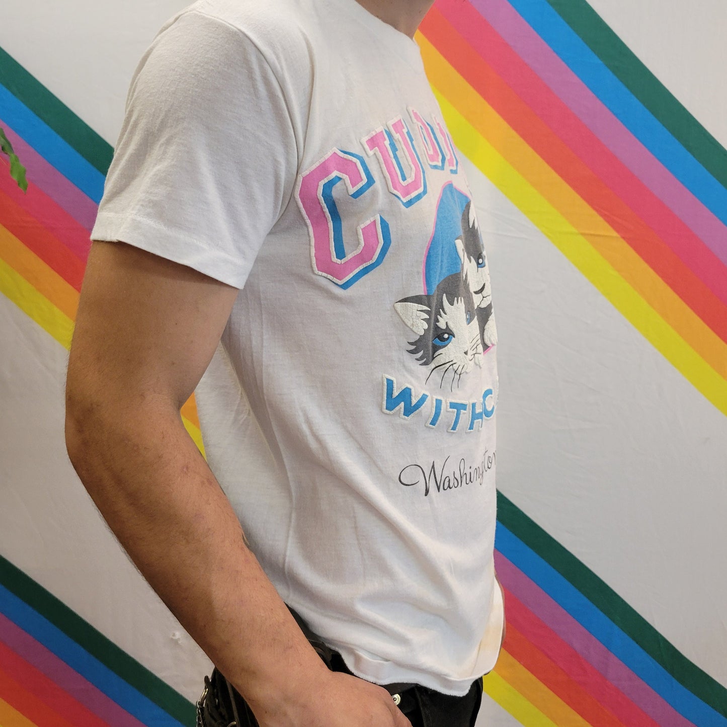 vtg 80s CUDDLE CAT TSHIRT // vintage cute kitty puddle kitten tee adorable animal lover dog pet kennel peta vegetarian washington dc