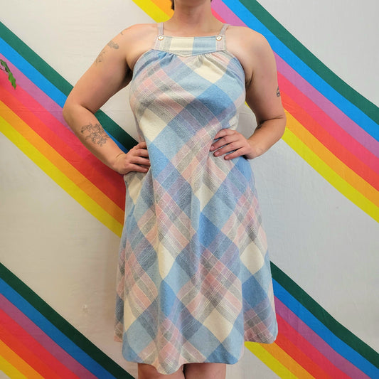 vtg 70s PLAID PINAFORE DRESS // Size 7 pastel plaid overall dress with pockets jackie that 70s show autumn layering piece day sun dress