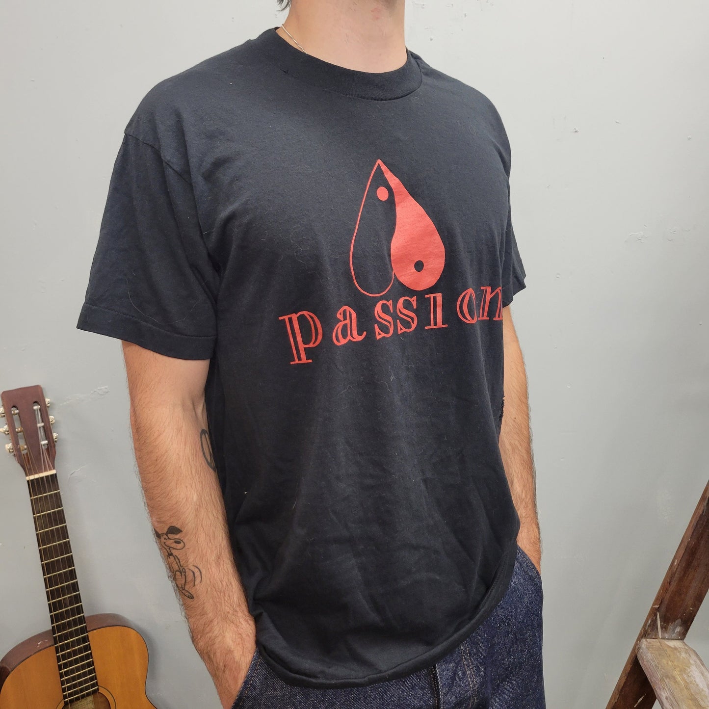 vtg 80s PASSION TSHIRT // vintage yin yang ying heart lover evil black screen stars thin valentine joy division goth post punk rock