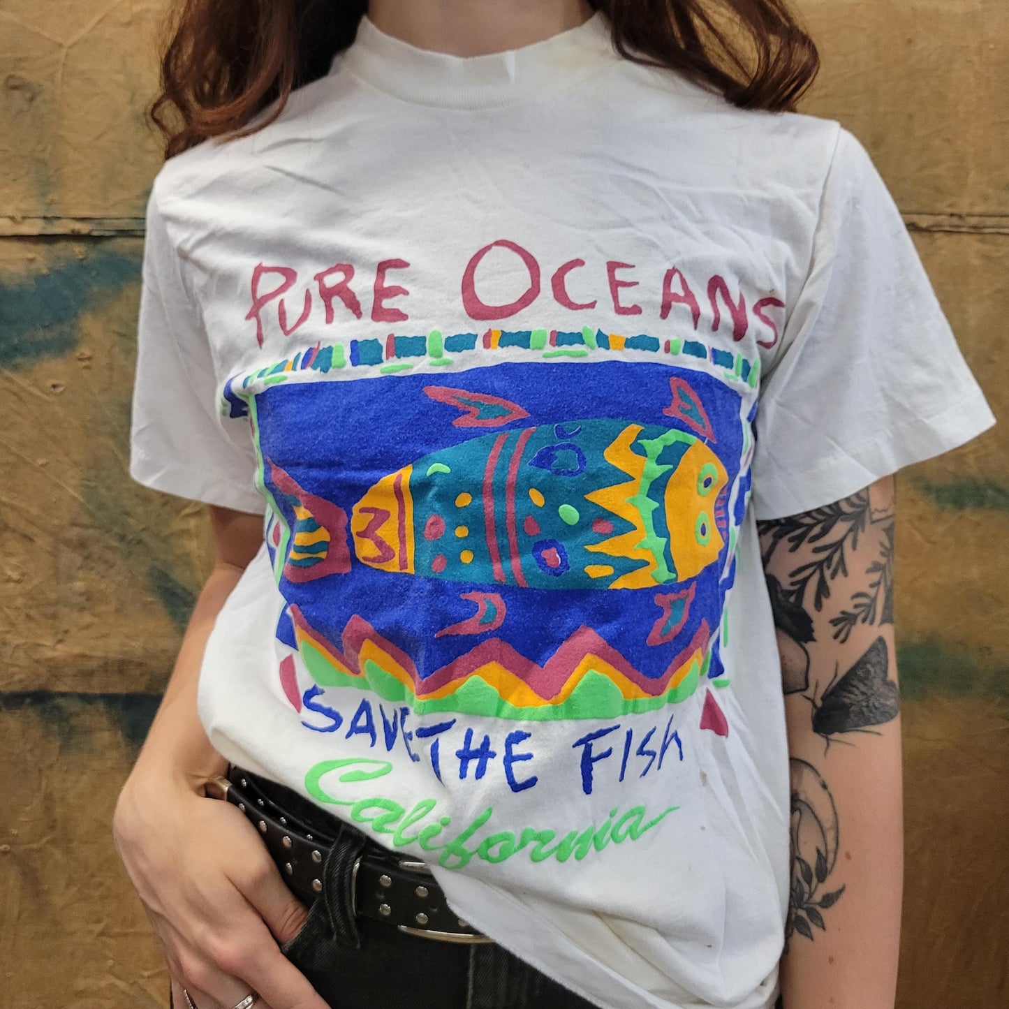 vtg 80s SAVE THE FISH tshirt // vintage calofornia pure oceans whales sea world aquarium zoo peace love activist beach sharks