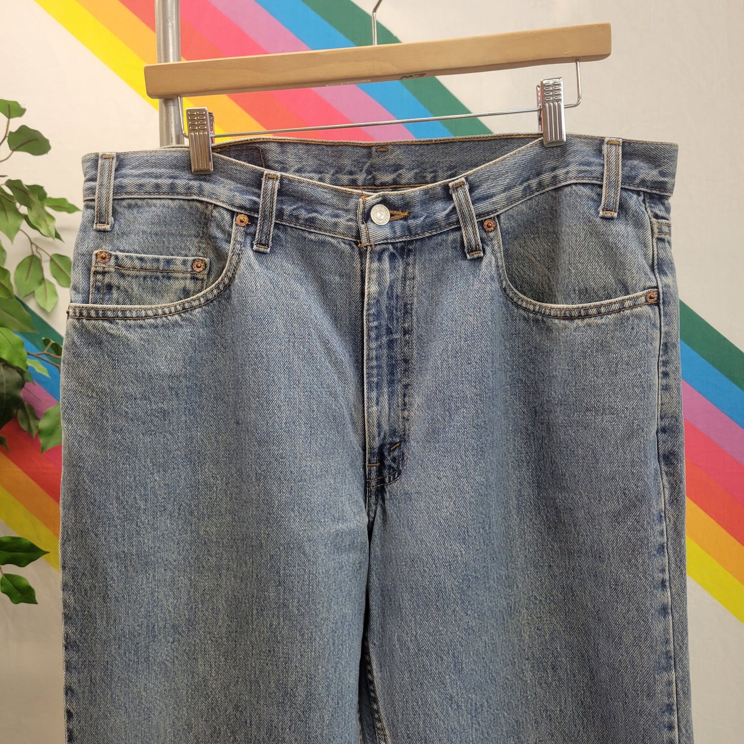 vtg 90s LEVIS BAGGY 550 JEANS 36 x 30  // vintage light wash relaxed fit levi strauss denim red tag usa mid high rise jeans unisex paper tag