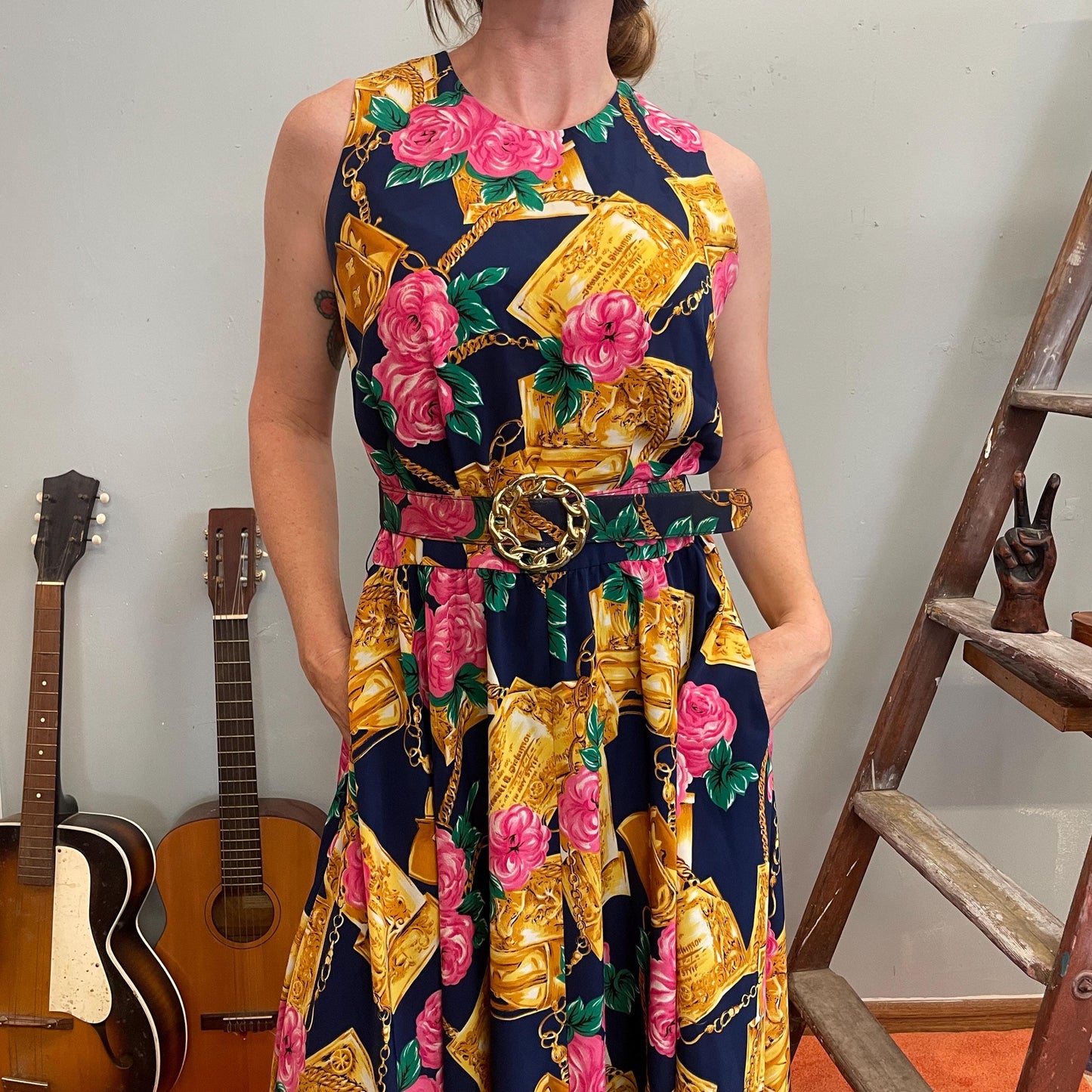 vtg 80s GOLD CHAIN PRINT Dress / pink roses flowy slinky day dress with pockets floral tank dress hermes gucci mob wife gaudy 90s designer