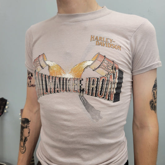 vtg 80s HARLEY DAVIDSON milwaukee iron tshirt // vintage single stitch biker tee biker 3d emblem thin rock true vintage 70s pa pennsylvania