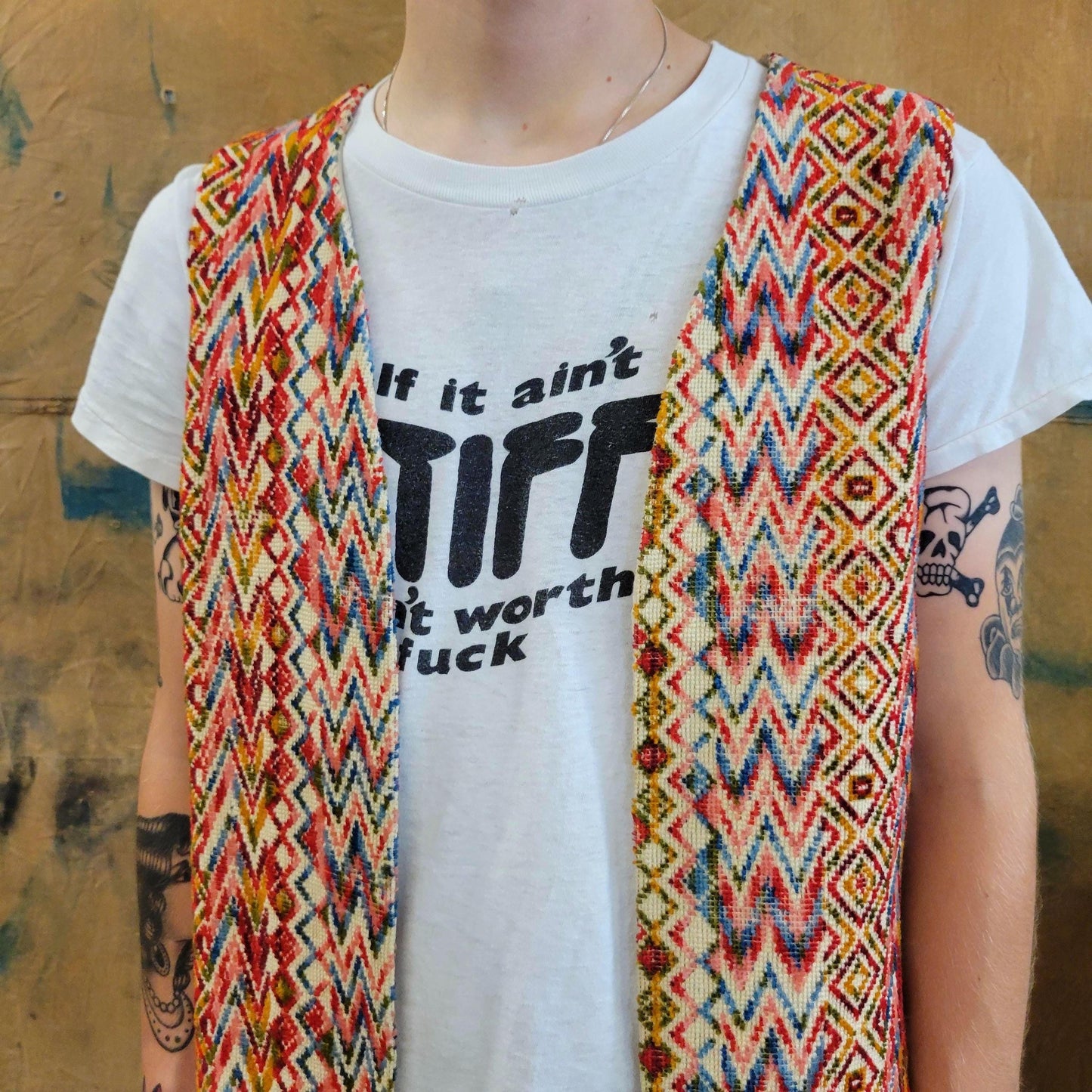 vtg 70s PSYCHEDELIC CHENILE TAPESTRY best // vintage embroidered carpet bag fabric fuzzy long hippie boho retro fall autumn layers zig zag