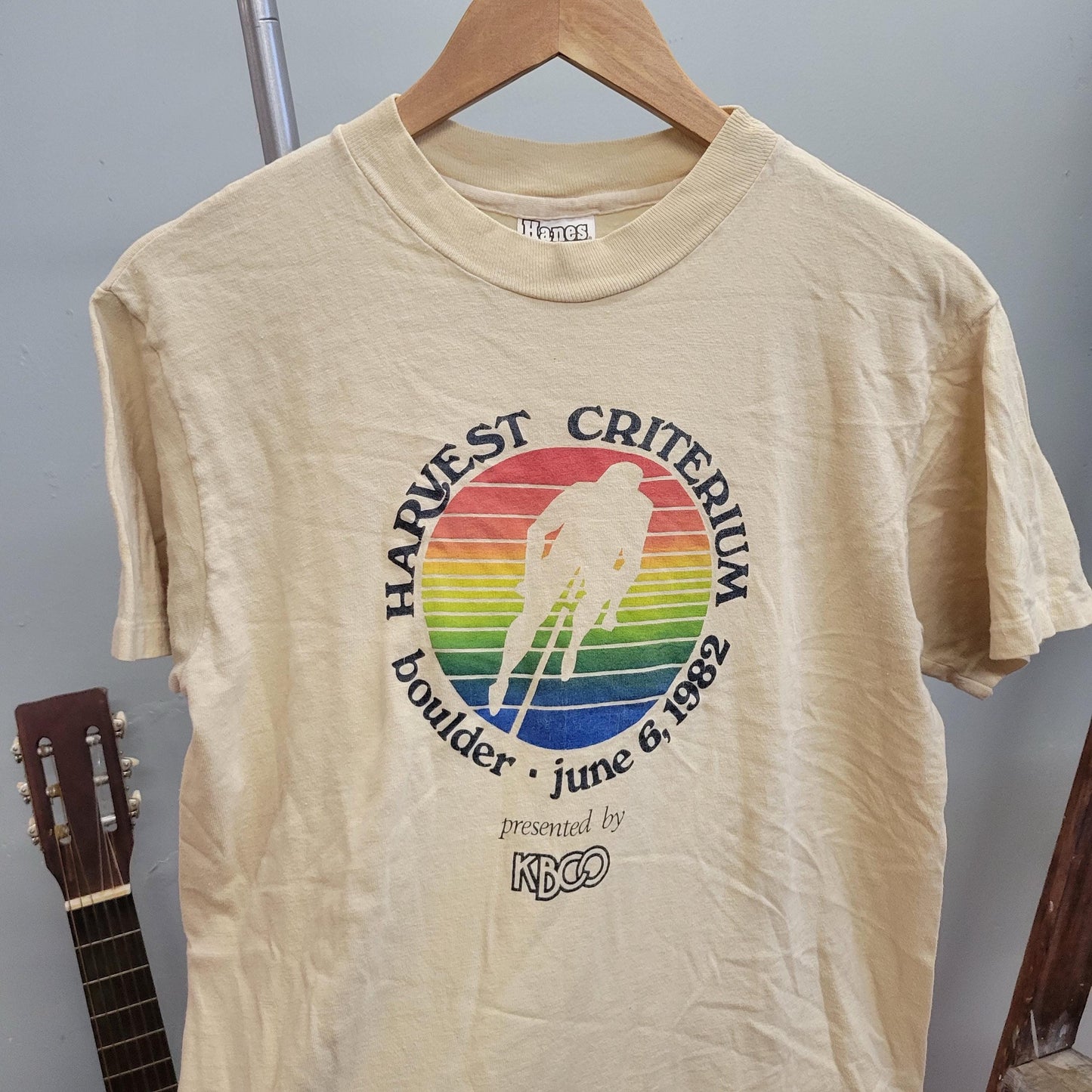 vtg 70s HARVEST CRITERIUM TSHIRT // vintage 80s track rainbow runner club run marathon event promo athlete retro slim beige style tee