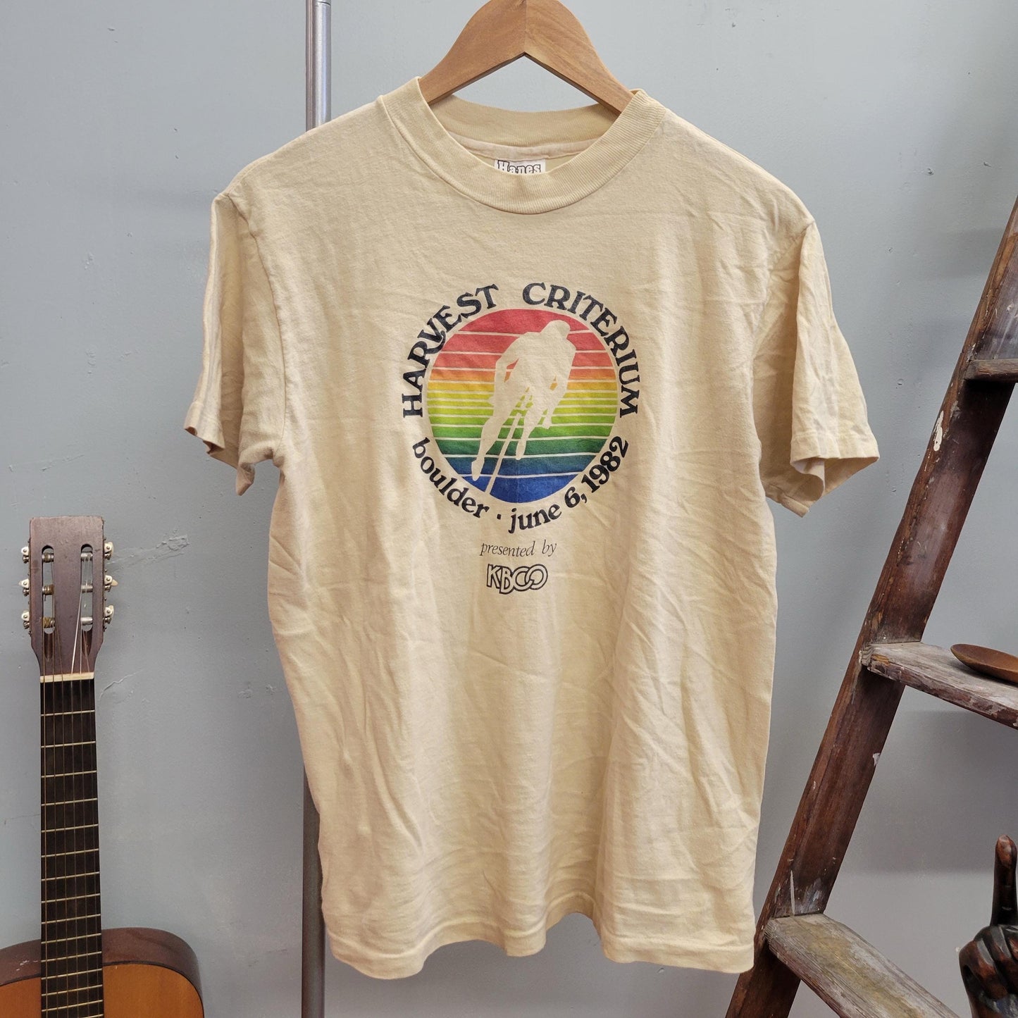 vtg 70s HARVEST CRITERIUM TSHIRT // vintage 80s track rainbow runner club run marathon event promo athlete retro slim beige style tee