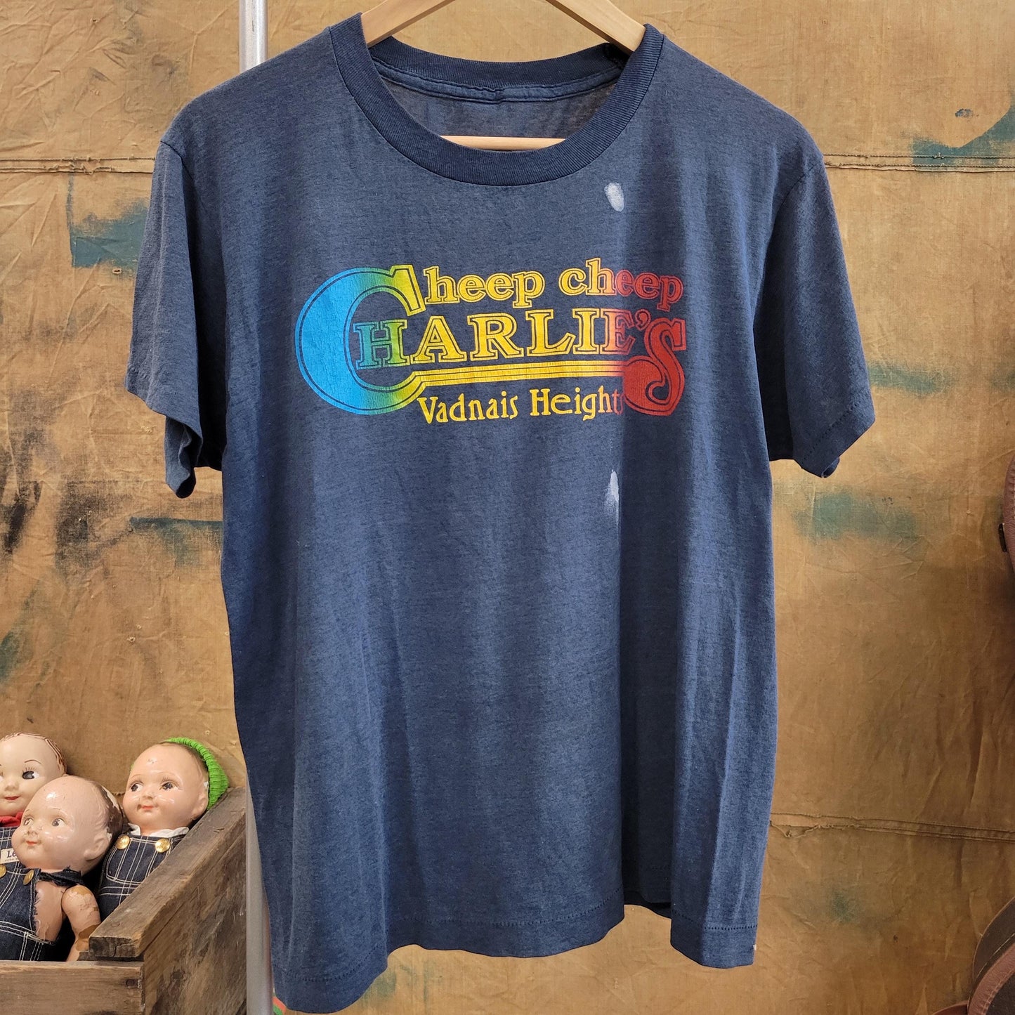 vtg 70s CHEAP CHARLIES TSHIRT // vintage vadnais heights minnesota minneapolis restaurant dine pizza pub food iconic neighborhood beer tee