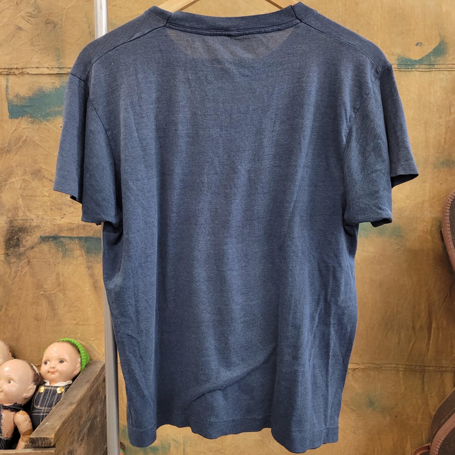 vtg 70s CHEAP CHARLIES TSHIRT // vintage vadnais heights minnesota minneapolis restaurant dine pizza pub food iconic neighborhood beer tee