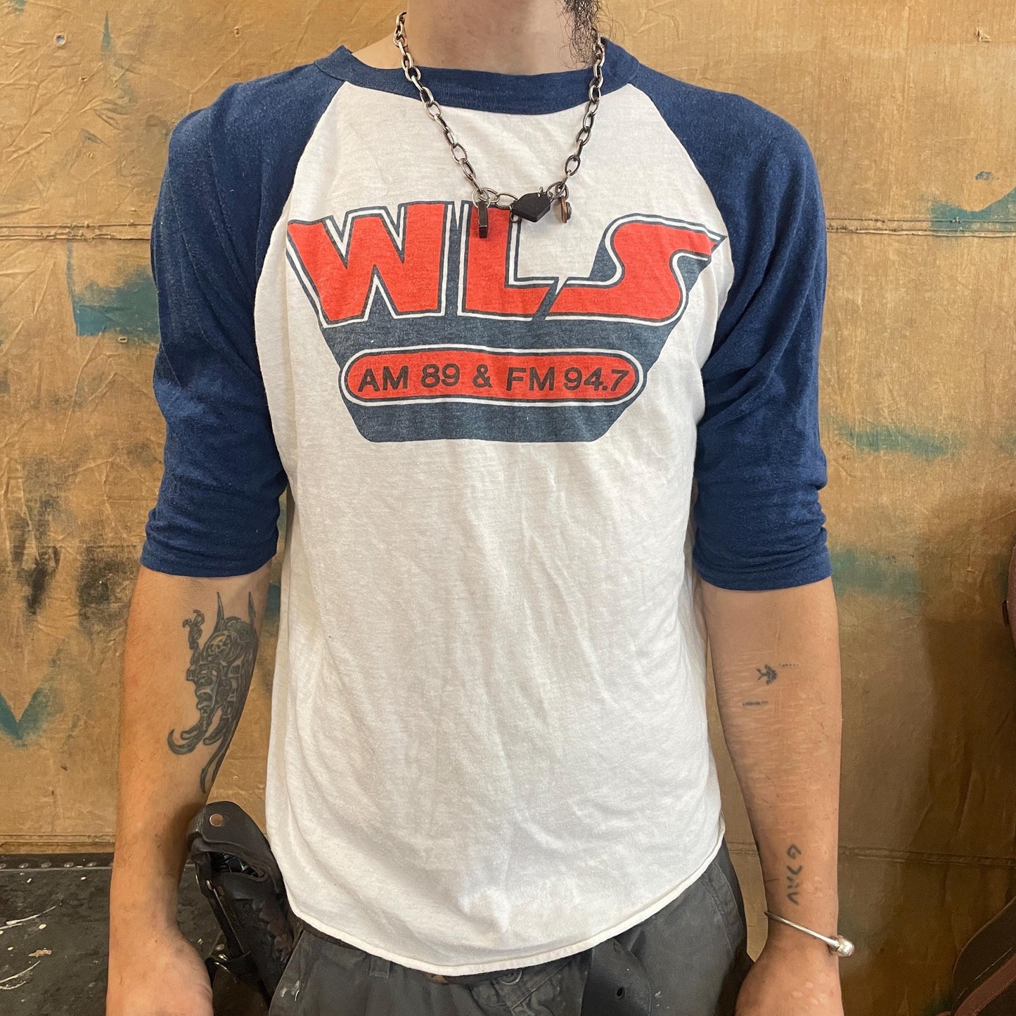 vtg 70s WLS RADIO RAGLAN tee // vintage sports college baseball rock station chicago chi town music retro concert tour punk style pub shirt