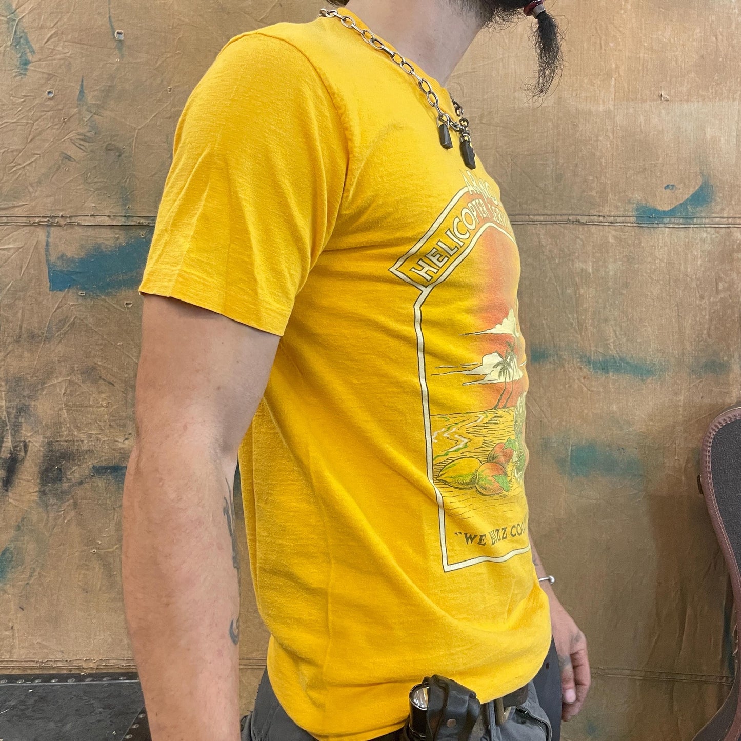 vtg 70s TROPICAL HAWAII TSHIRT // vintage weed beautiful rainbow graphic cotton hanes medium coconuts palm trees island sunset scene tourist