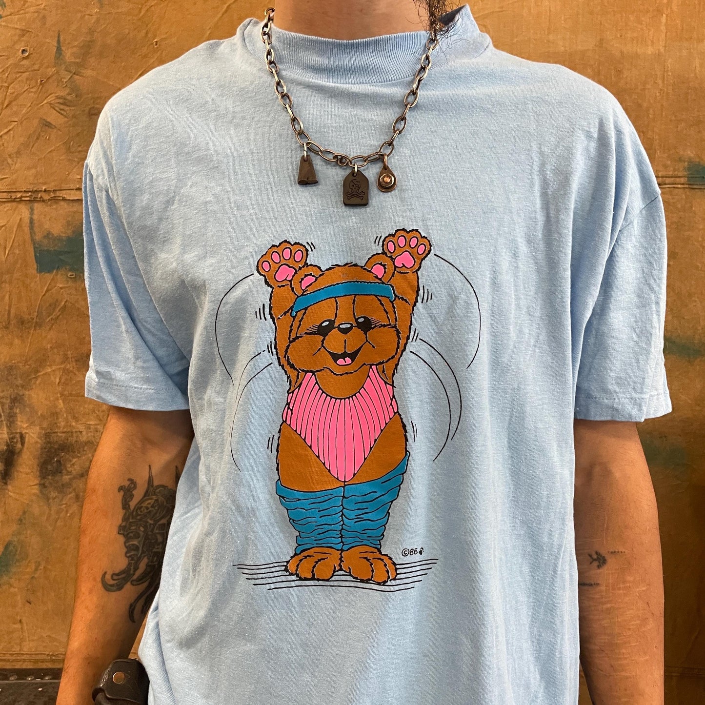 vtg 80s CUTE BEAR TSHIRT // vintage aerobics work out yoga stretch gym track runner light blue animal lover retro style fashion art tee